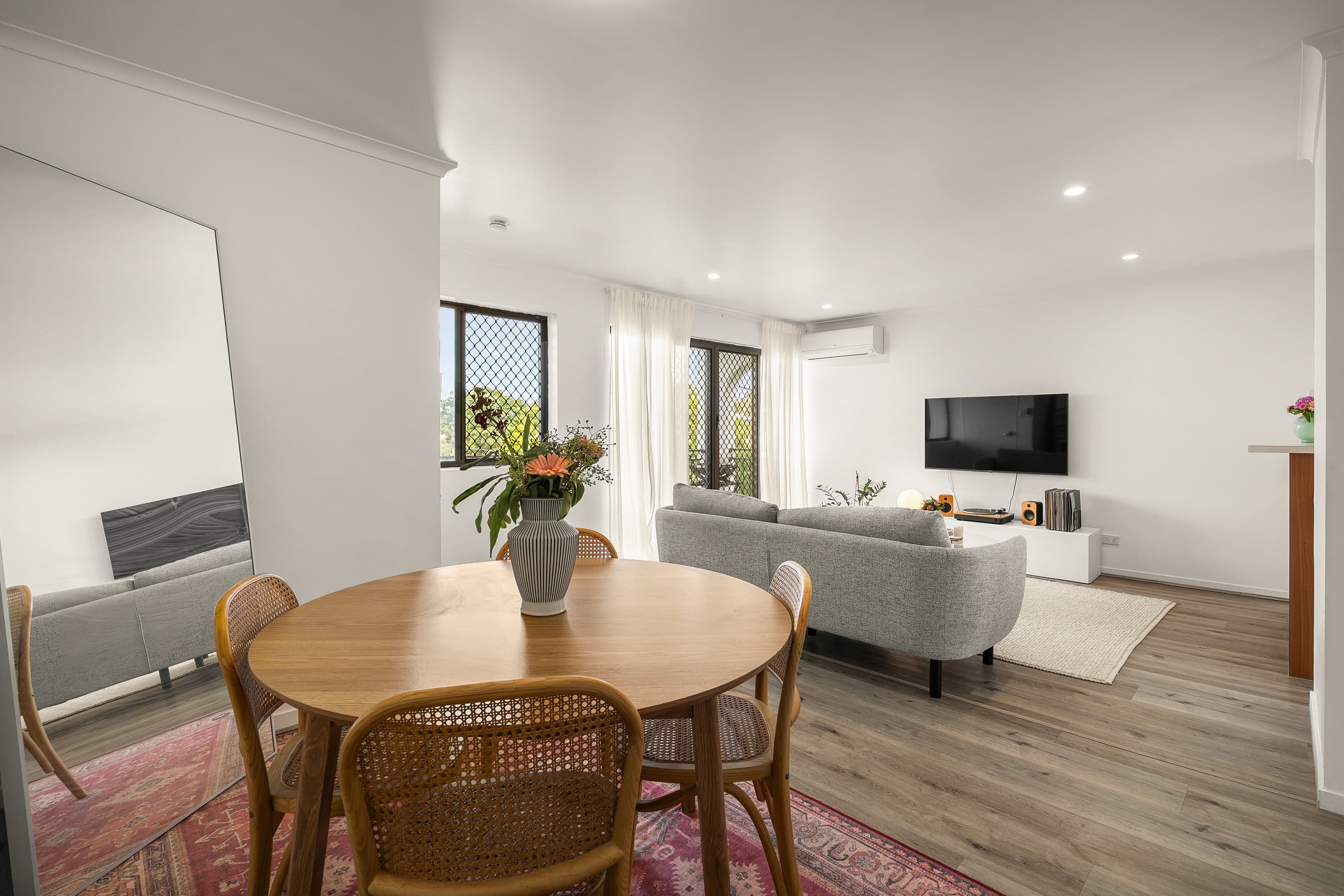 8/161 Junction Road, Clayfield - Image 1