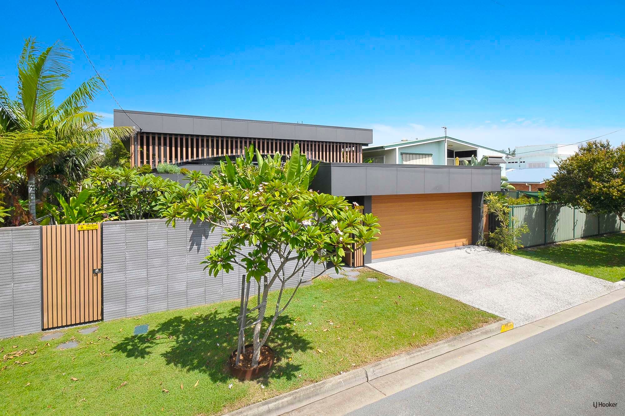 14 Morotai Avenue, Palm Beach — photo 1 of 5