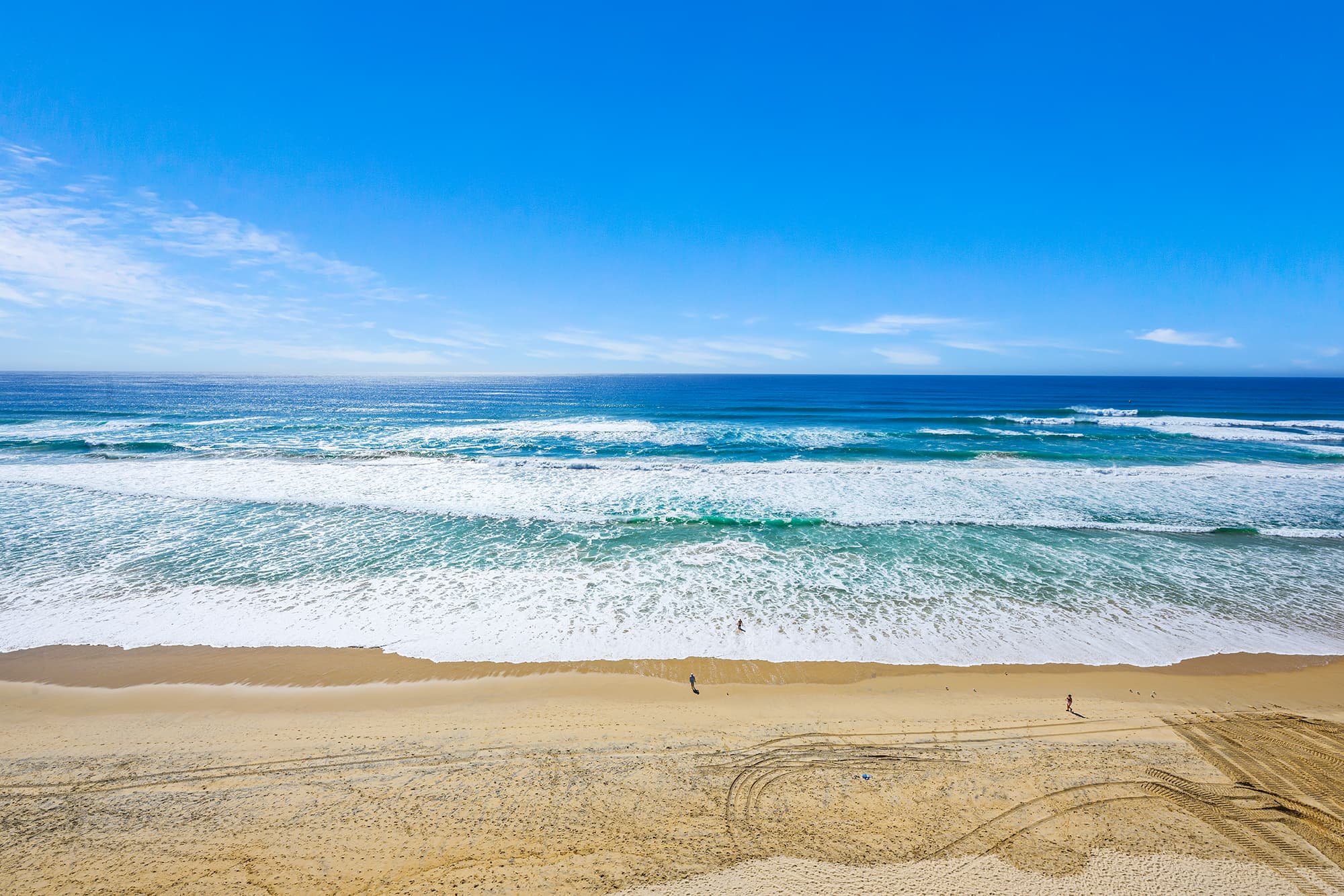 11C/3545 Main Beach Parade, Main Beach — photo 1 of 5