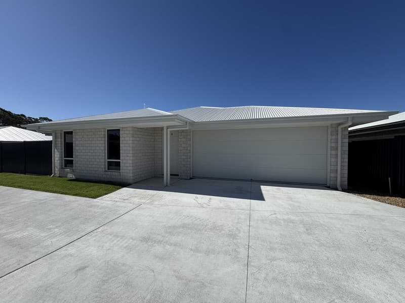 4 Anita St (Lot 21), Redland Bay — photo 1 of 5