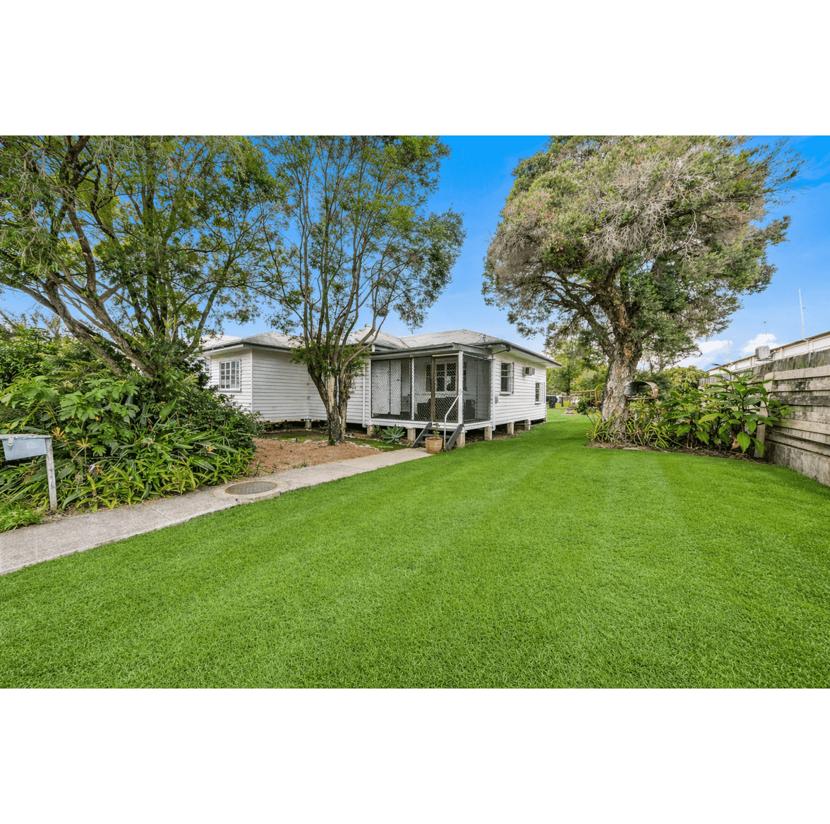 135 Chermside Road, East Ipswich, East Ipswich — photo 1 of 10