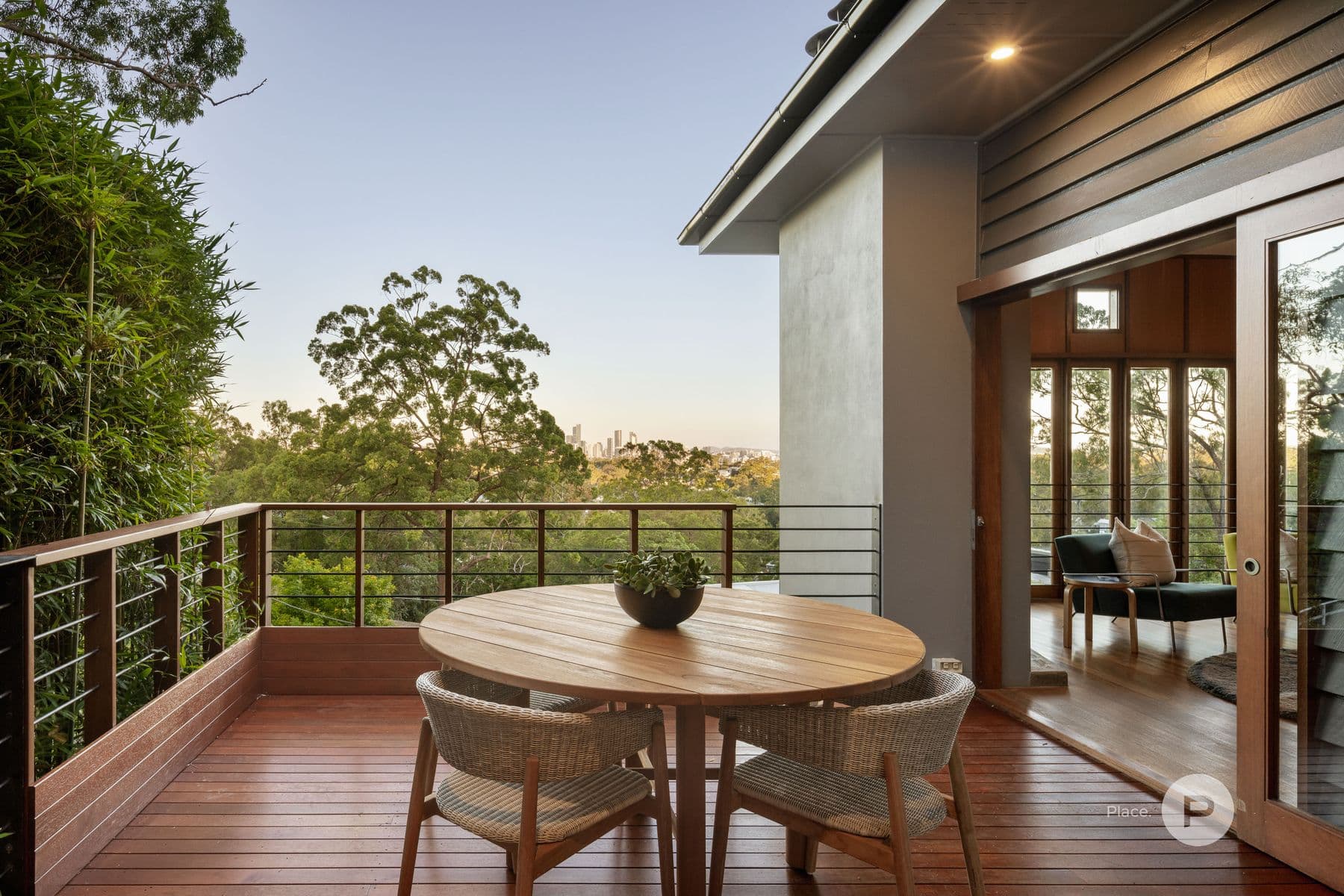 97 Outlook Crescent, Bardon - Image 1