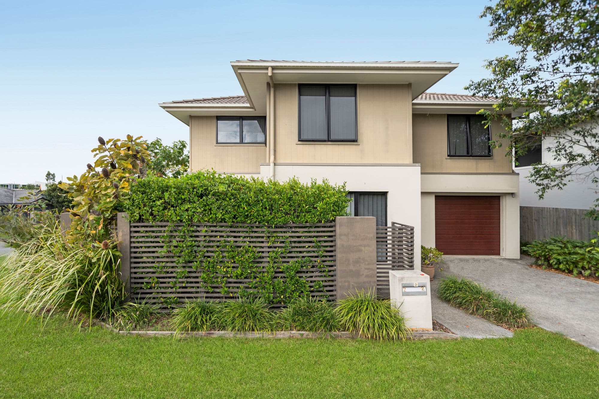 2/2 Angela Way, Pimpama — photo 1 of 5