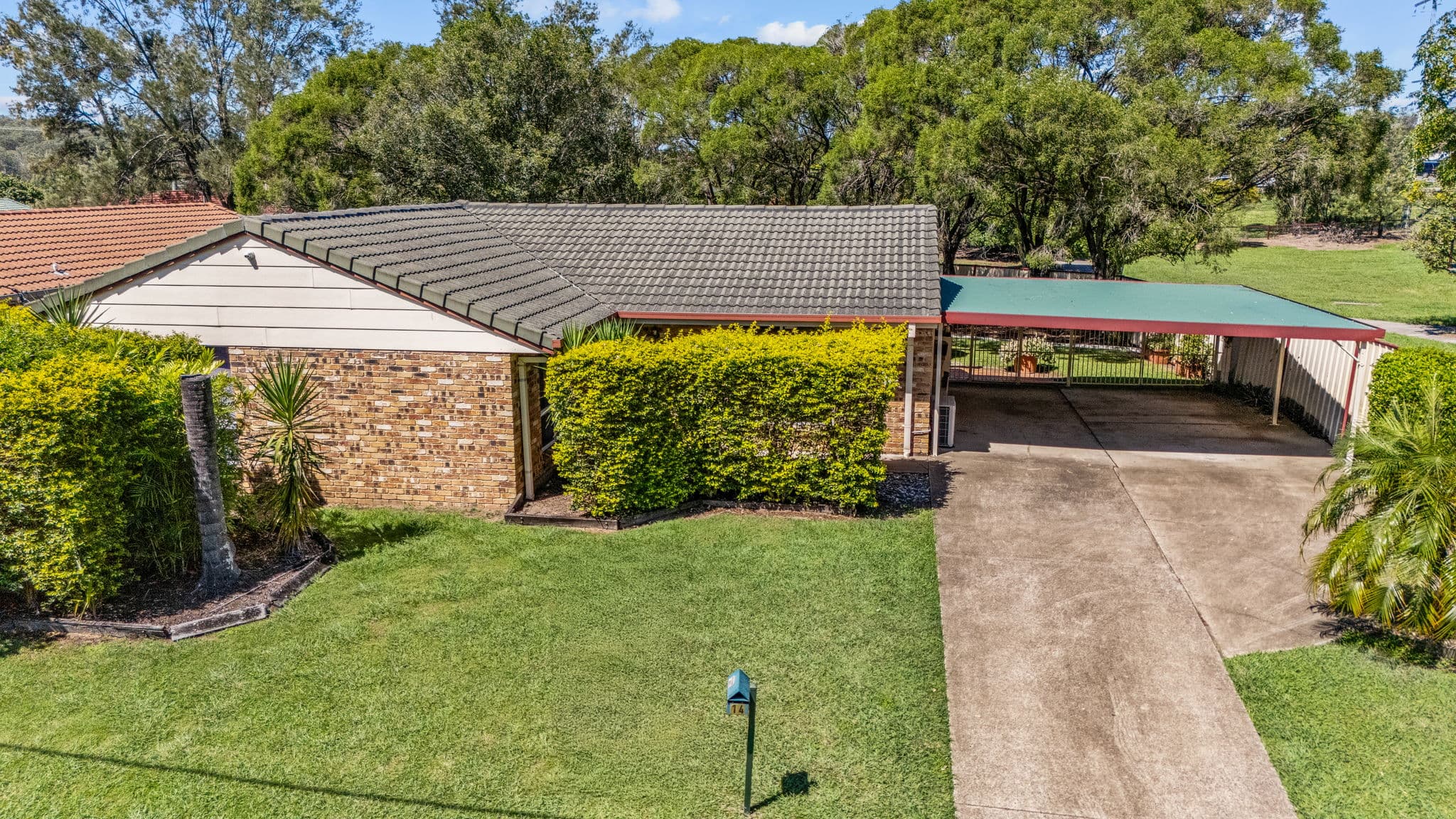 14 Toft Drive, Raceview, Raceview — photo 1 of 5