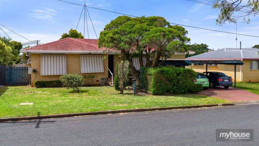 22 Beryl Street, Wilsonton - Image 1