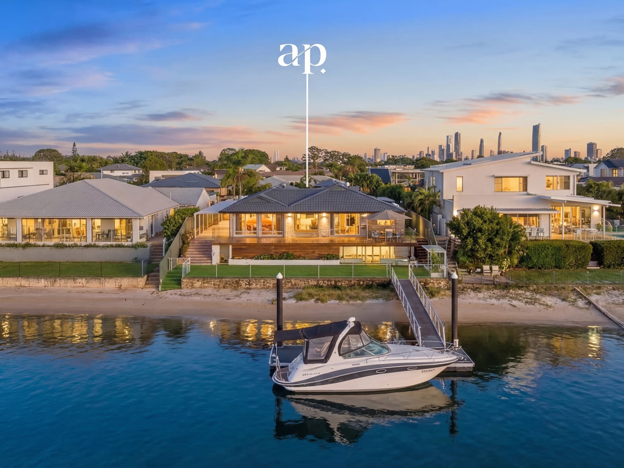 15 Yunga Court, Broadbeach Waters - Image 1
