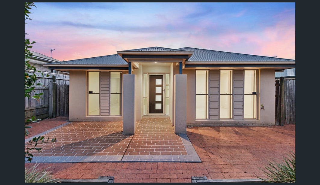 6 Silver Gull Street, Coomera - Image 1