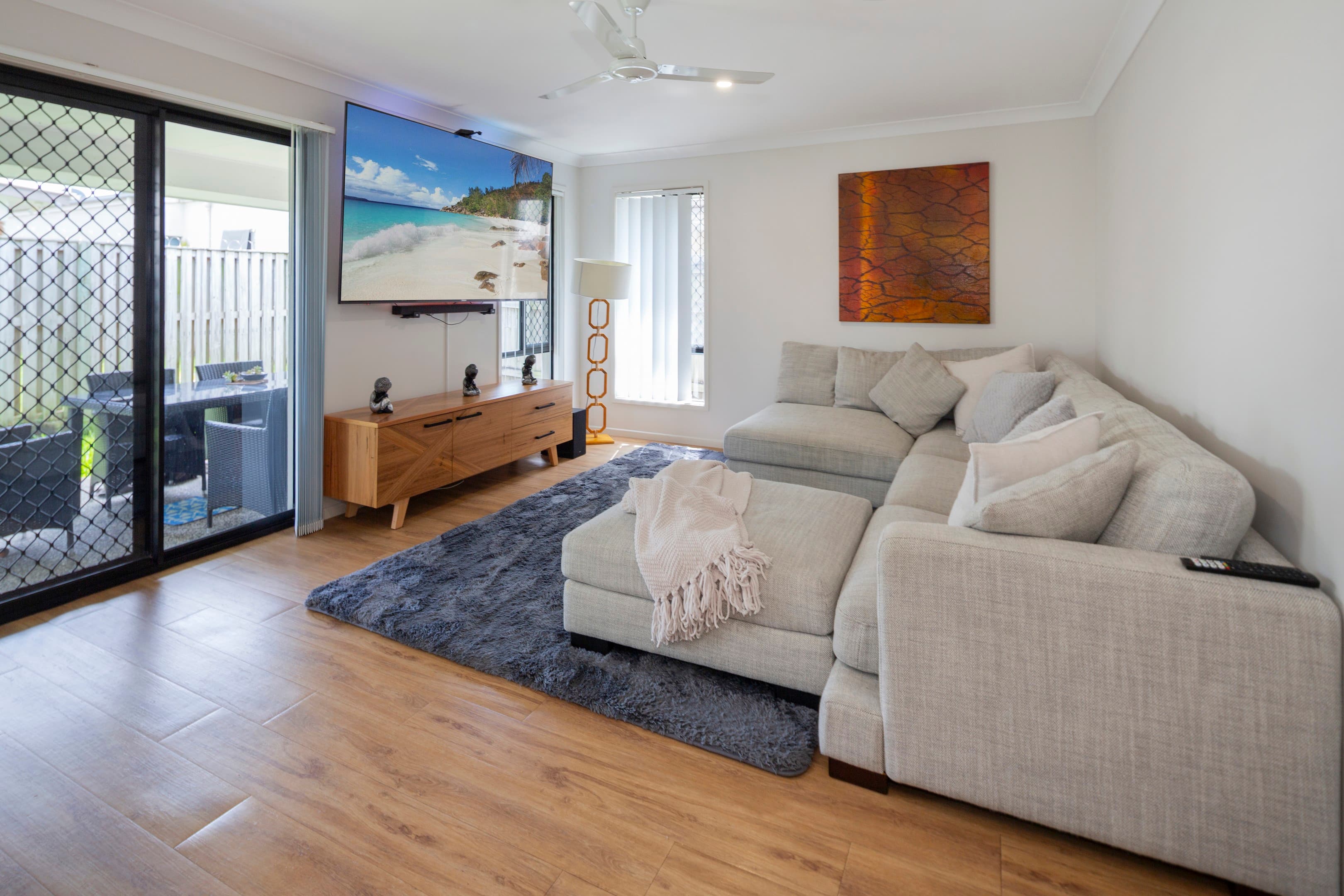 15 North Quay Circuit, Hope Island