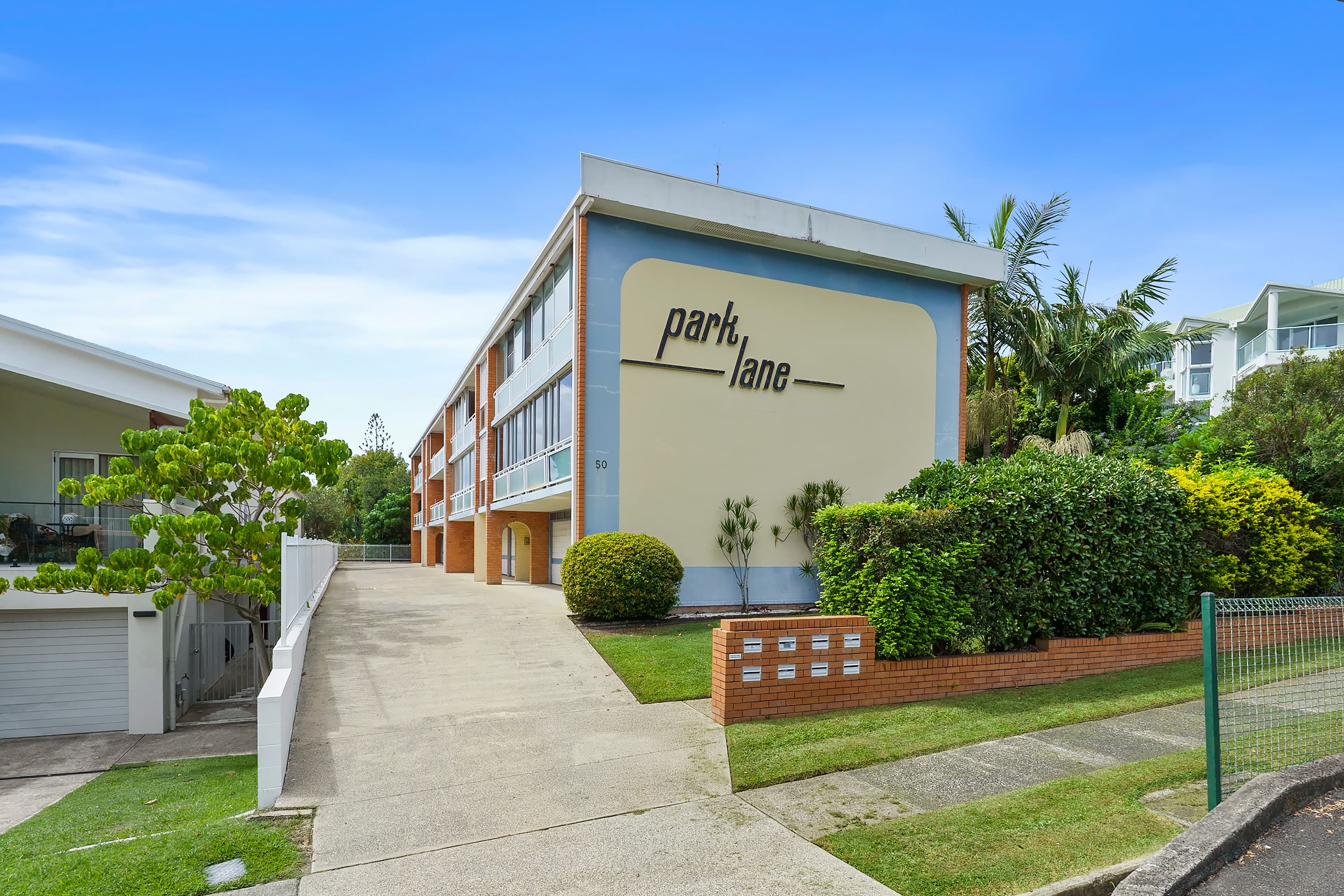 2/50 McLean Street, Coolangatta - Image 1