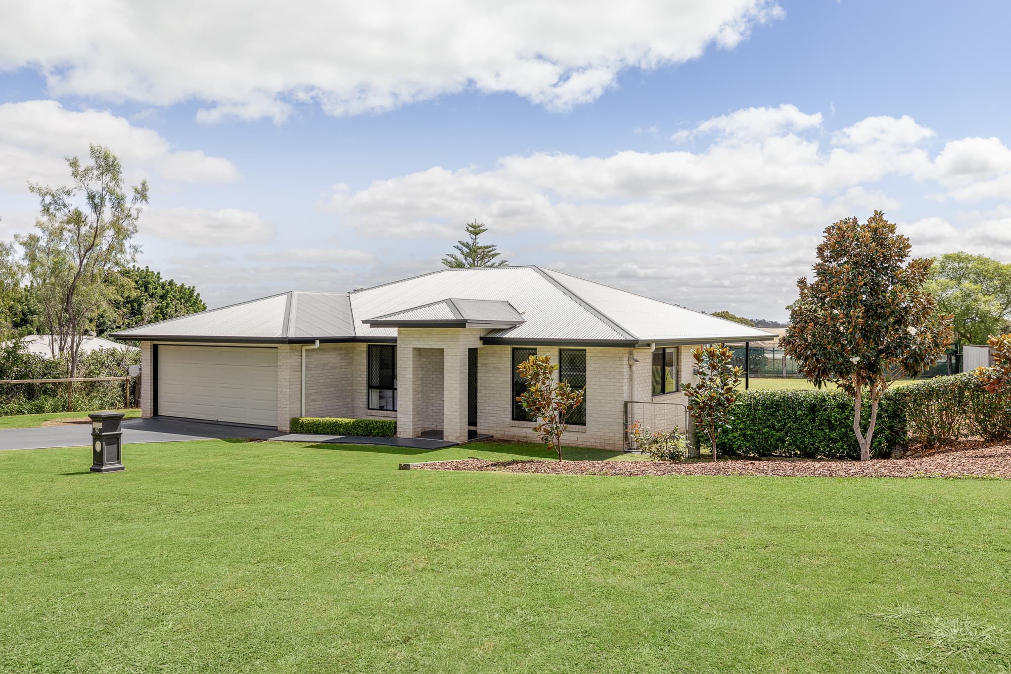 90 Peters Road, Meringandan West - Image 1