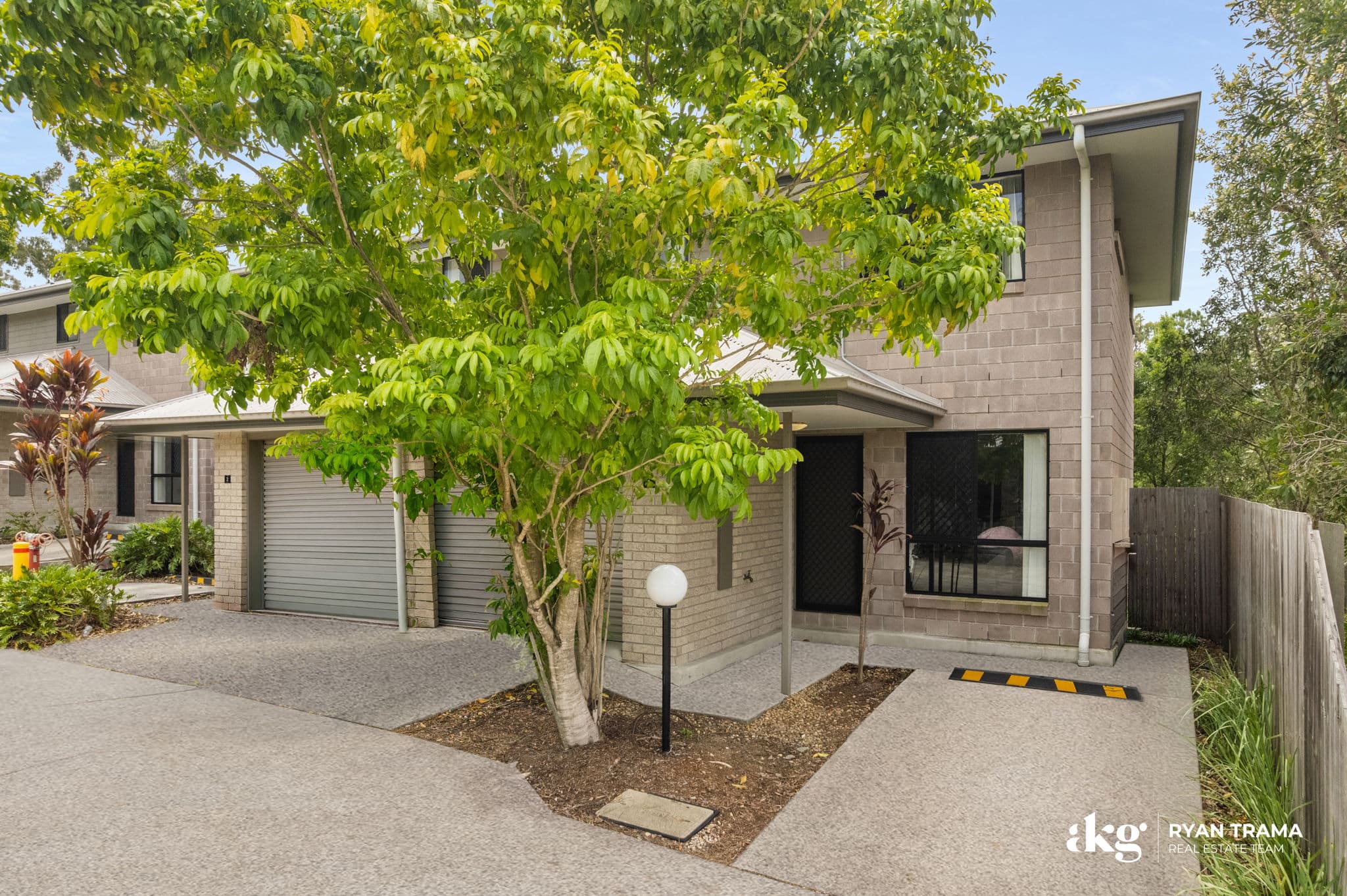 1/8-12 Wattlebrush Court, Park Ridge — photo 1 of 5