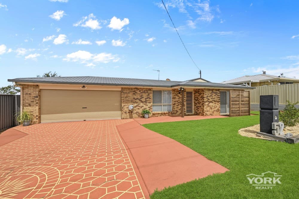 52 Seppelt Street, Wilsonton Heights — photo 1 of 5