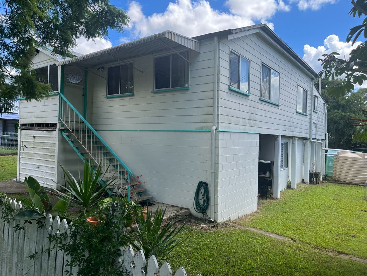 15 Violet St, Yeronga — photo 1 of 5