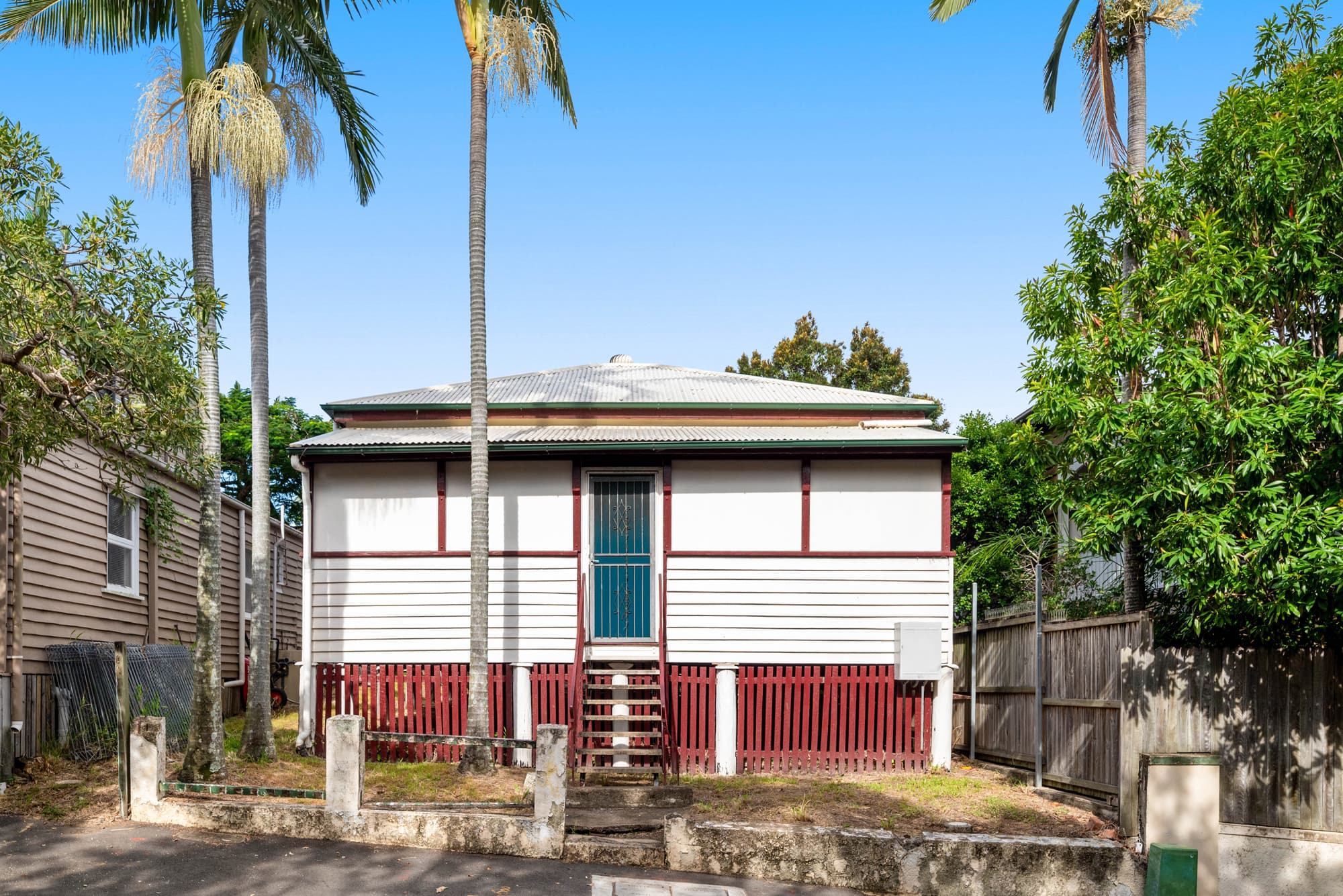 219 Hale Street, Petrie Terrace - Image 1