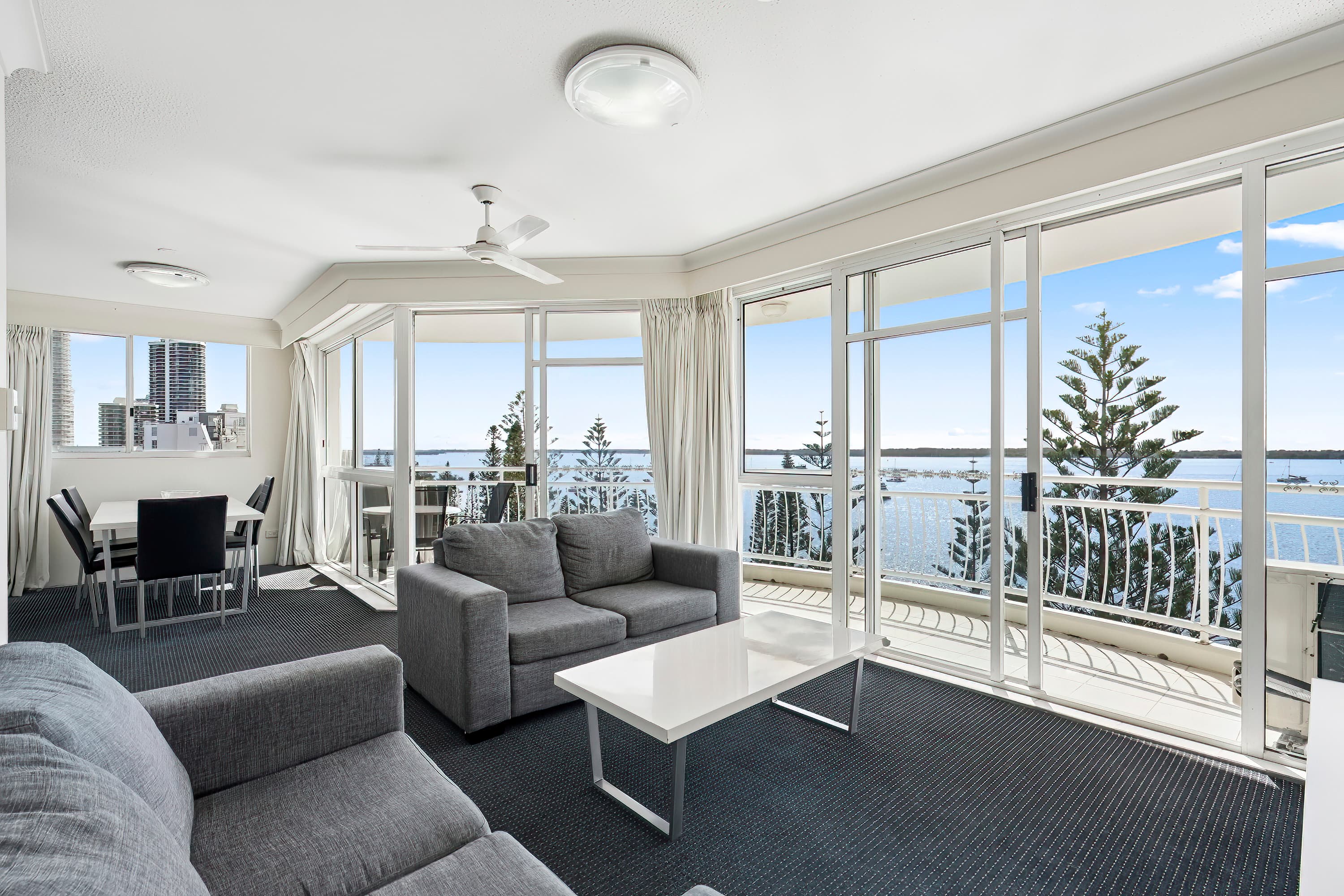 6F/510 Marine Parade, Biggera Waters — photo 1 of 5