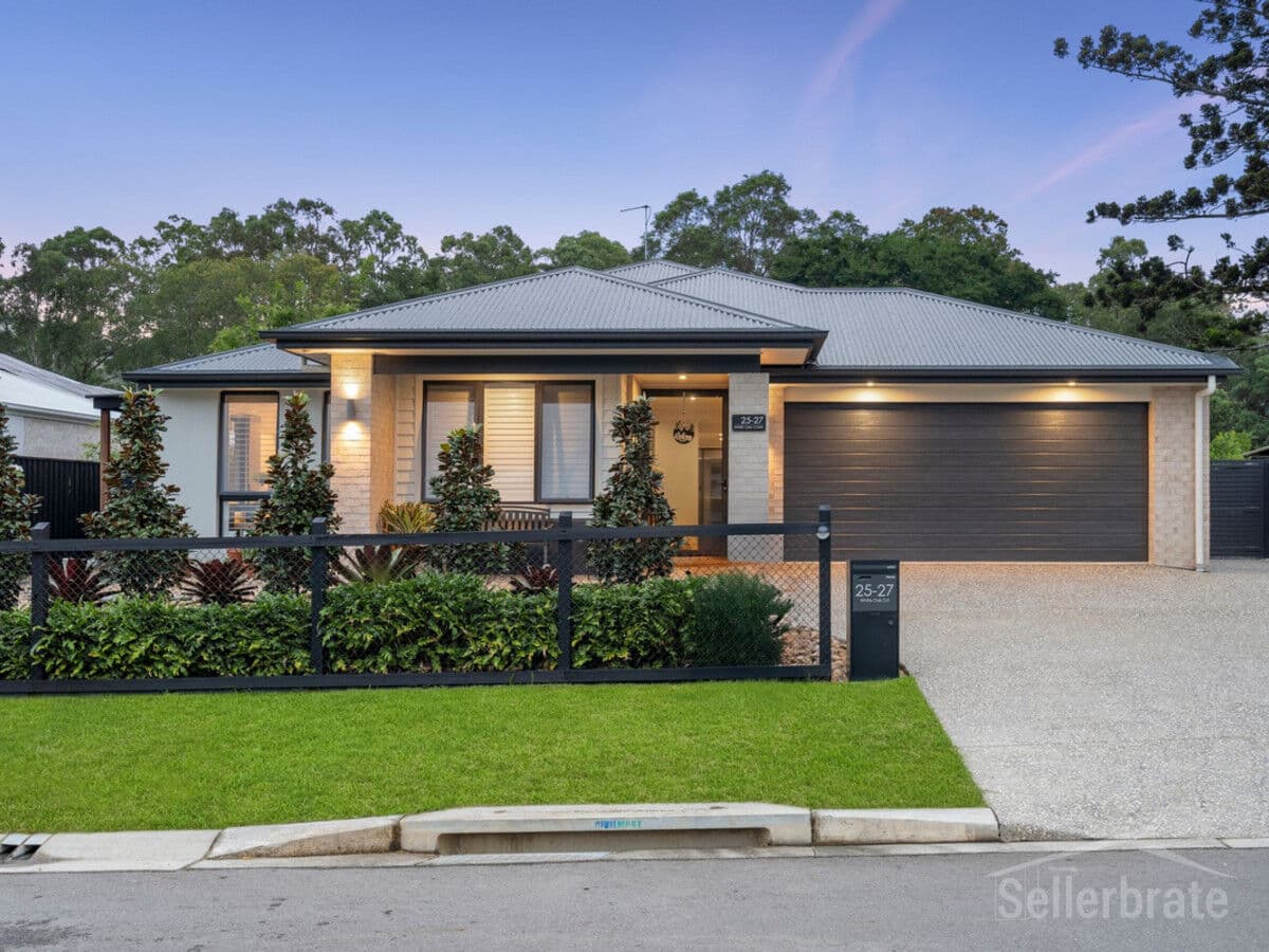 25-27 White Oak Court, Bahrs Scrub - Image 1