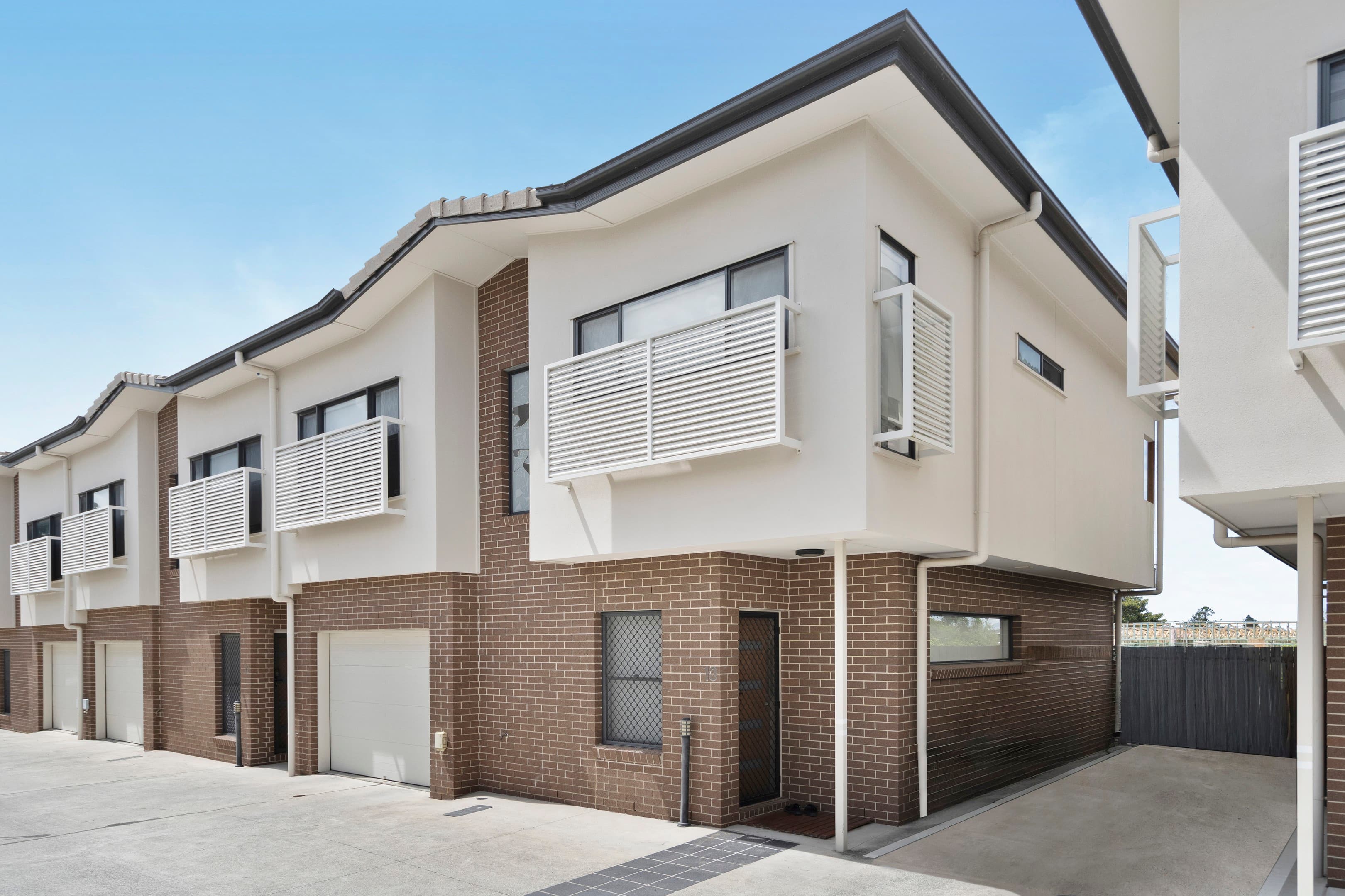 13/262 Padstow Road, Eight Mile Plains — photo 1 of 5