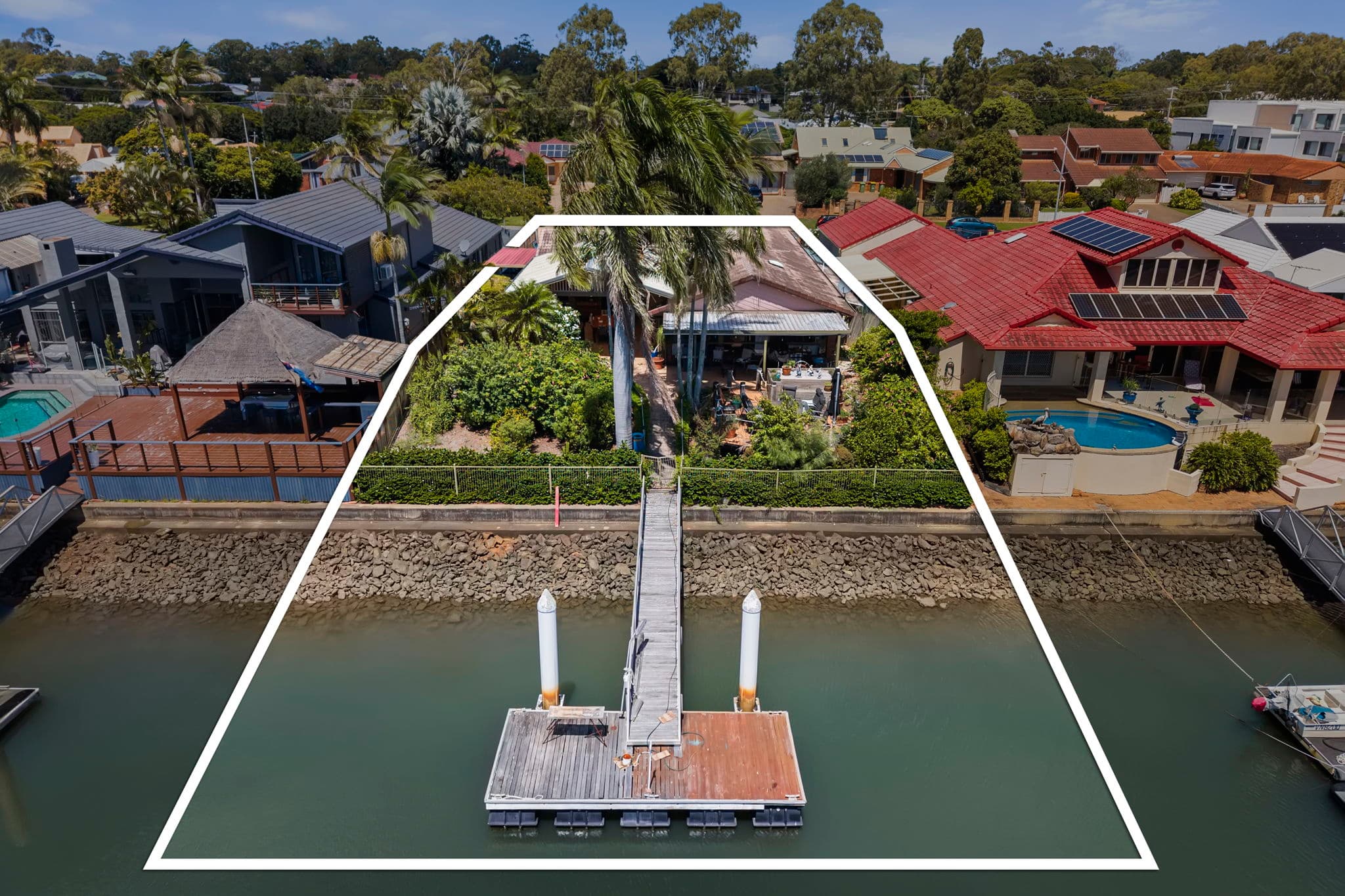 75 Dorsal Drive, Birkdale - Image 1