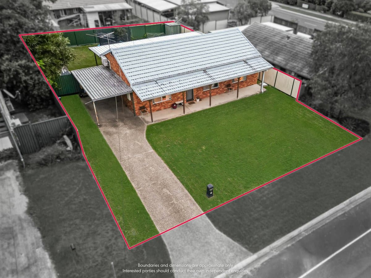 11 King Arthur Boulevard, Bethania - Image 1