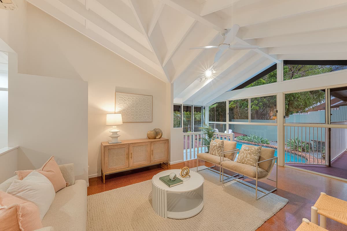 5 Robyn Street, Chapel Hill - Image 1