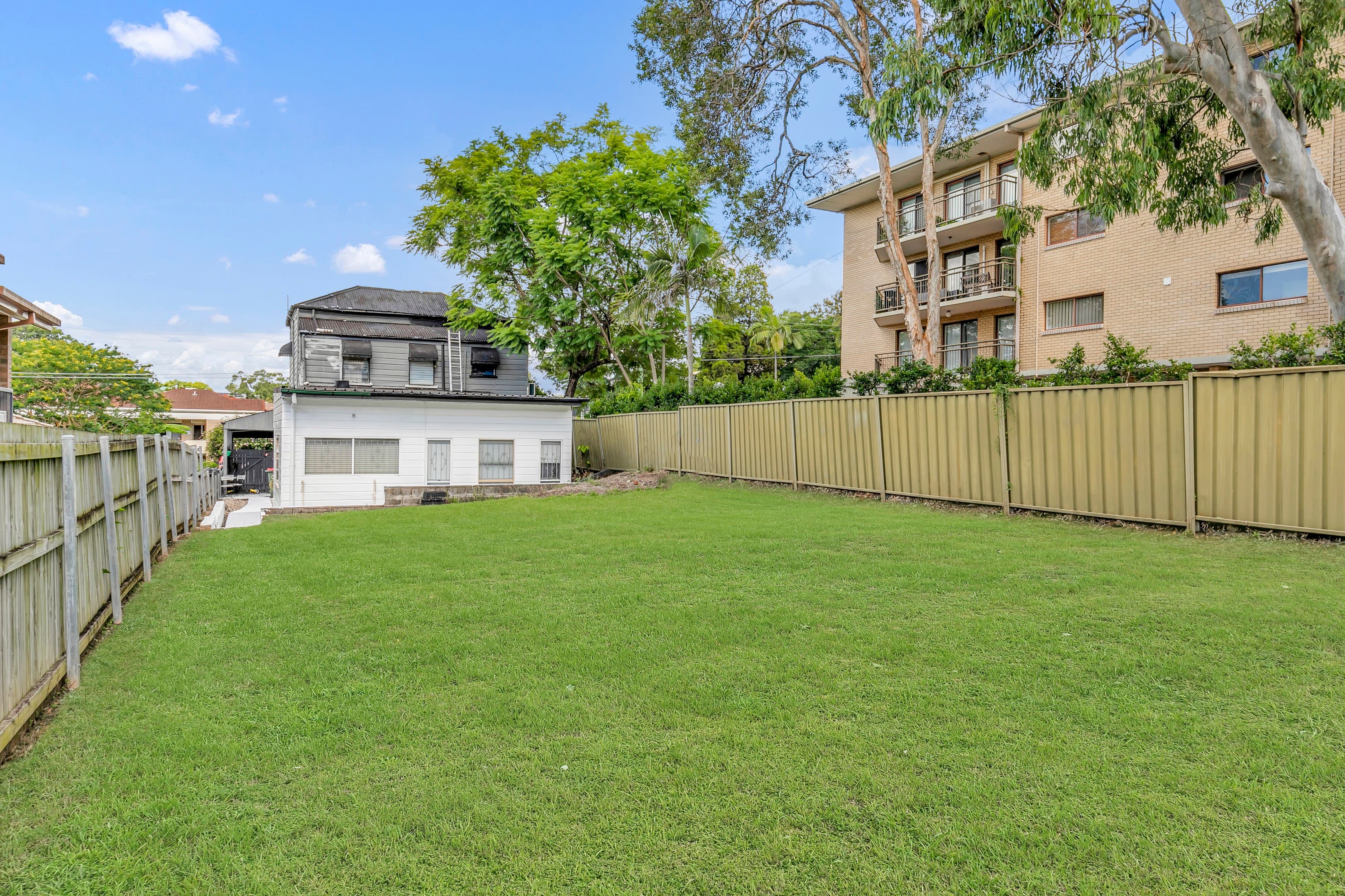37 Beatrice Street, Taringa - Image 1