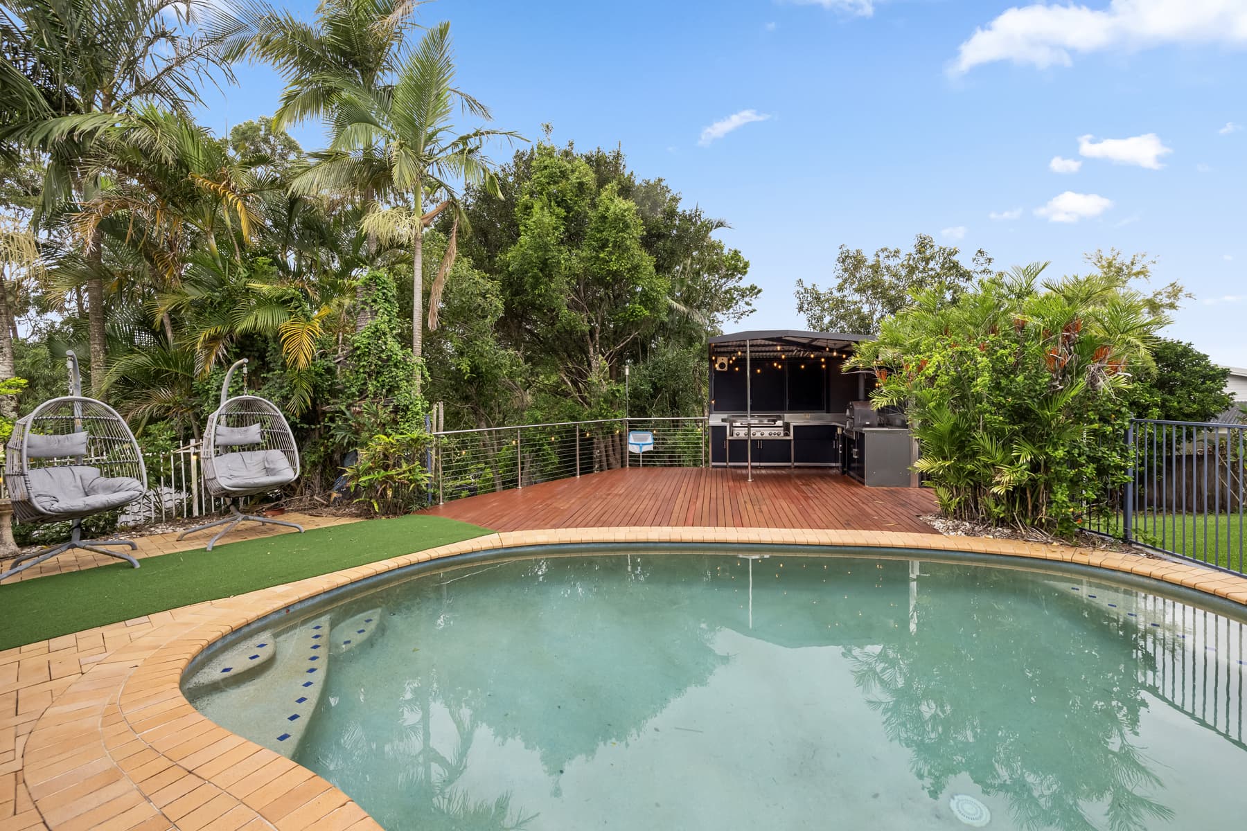 9 Snapper Street, Little Mountain - Image 1