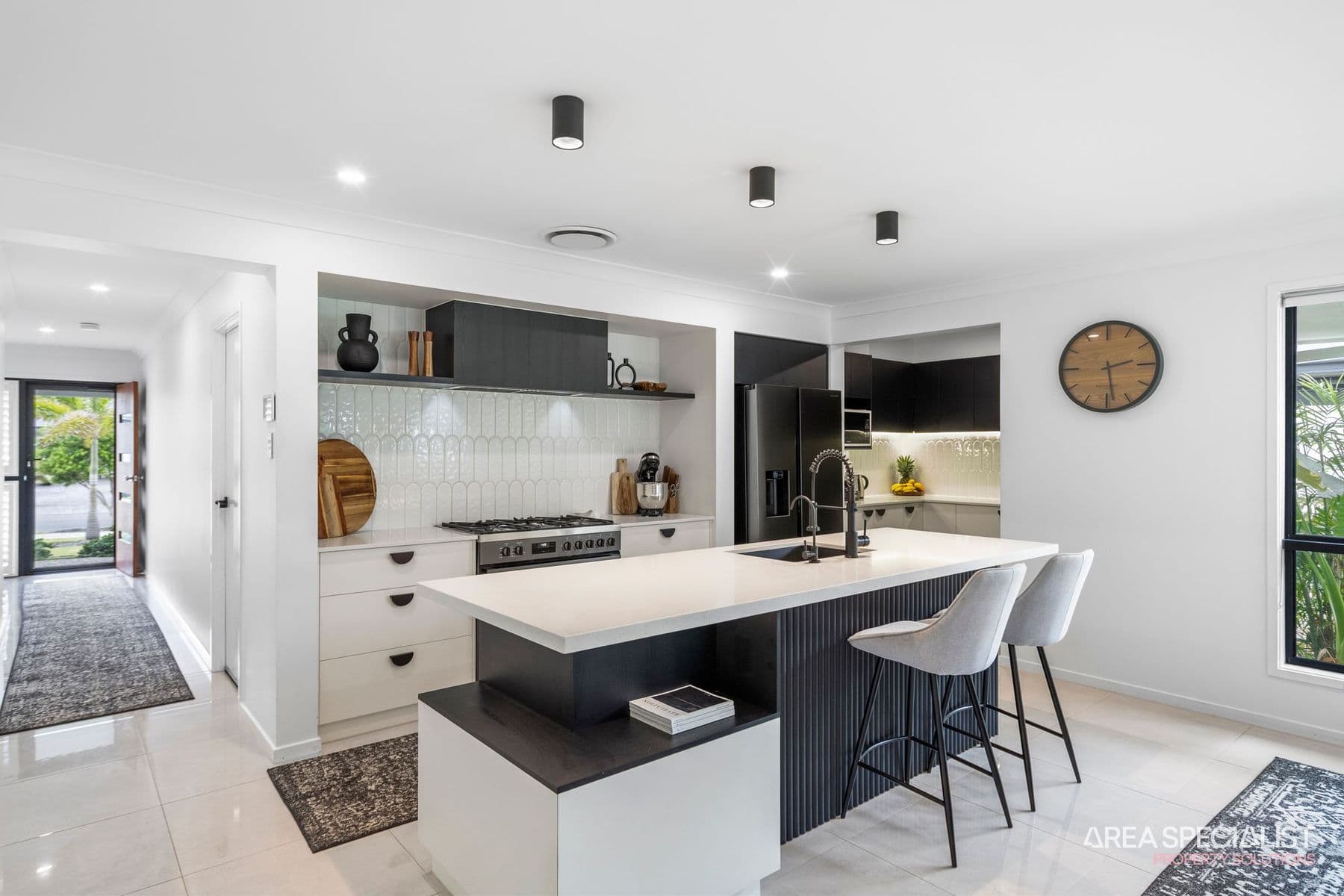 22 Iluka Way, Jacobs Well — photo 1 of 5