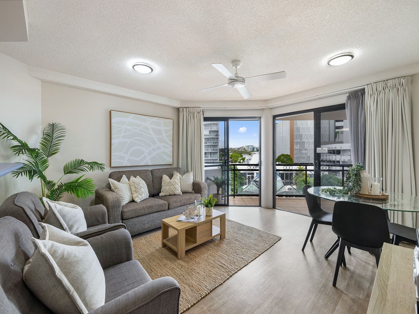 34/17-19 Brisbane Road, Mooloolaba - Image 1