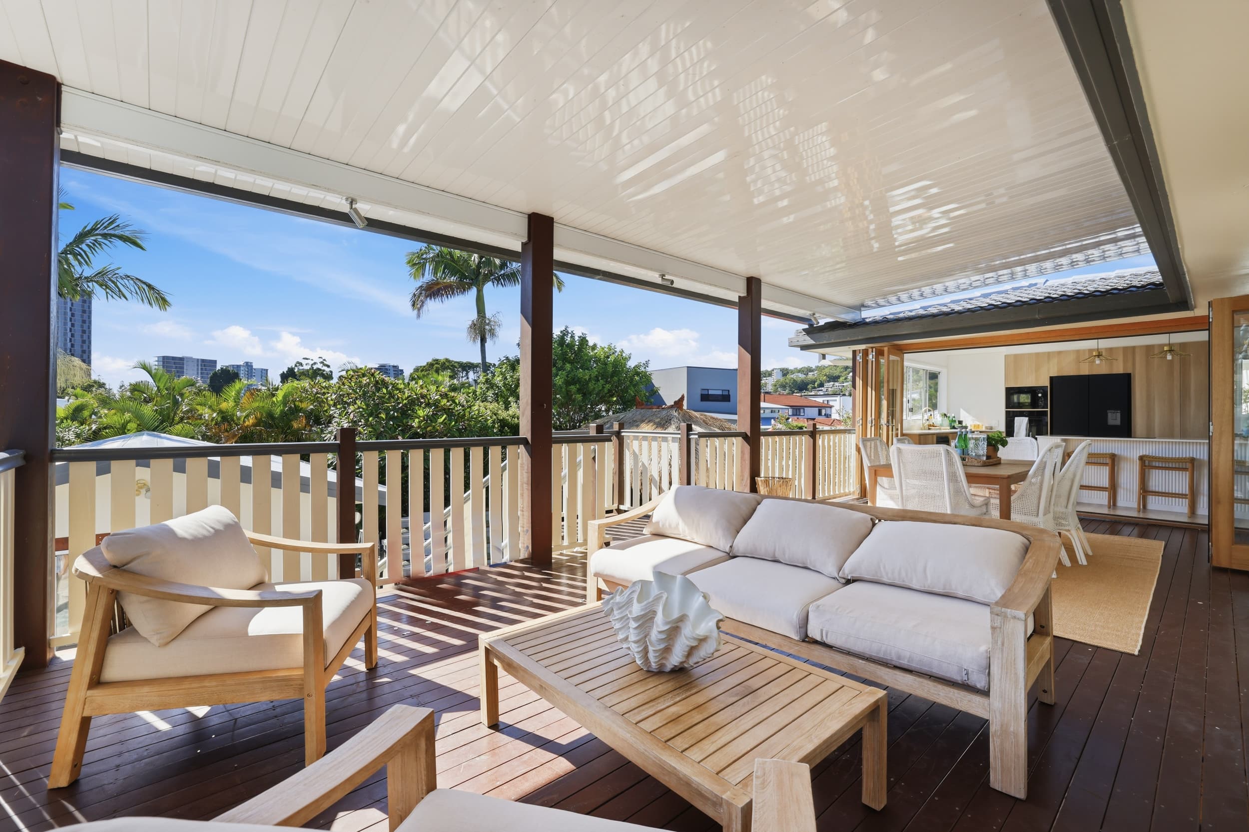 14 Eagle Avenue, Burleigh Waters - Image 1