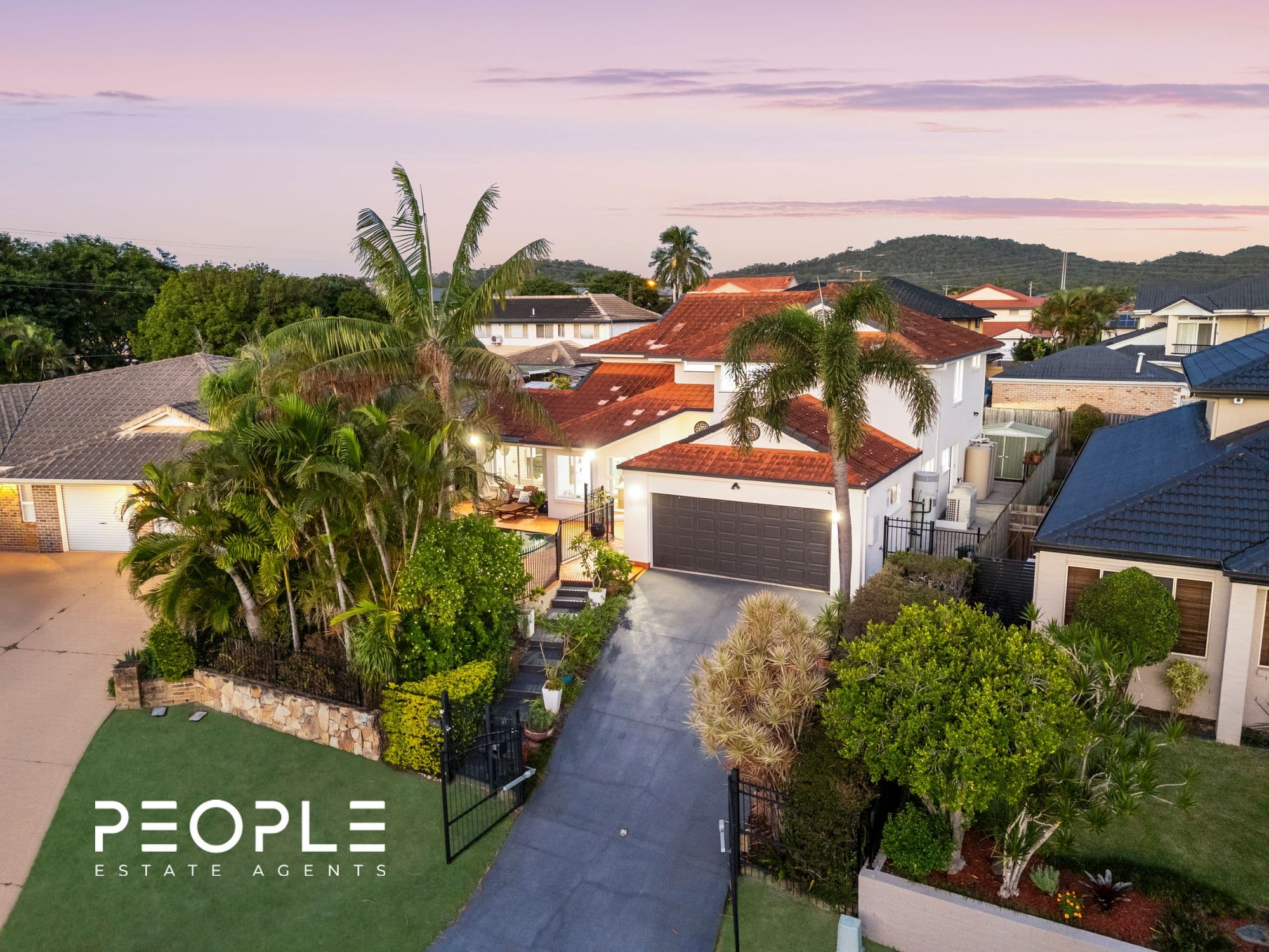 39 Windsor Place, Carindale - Image 1