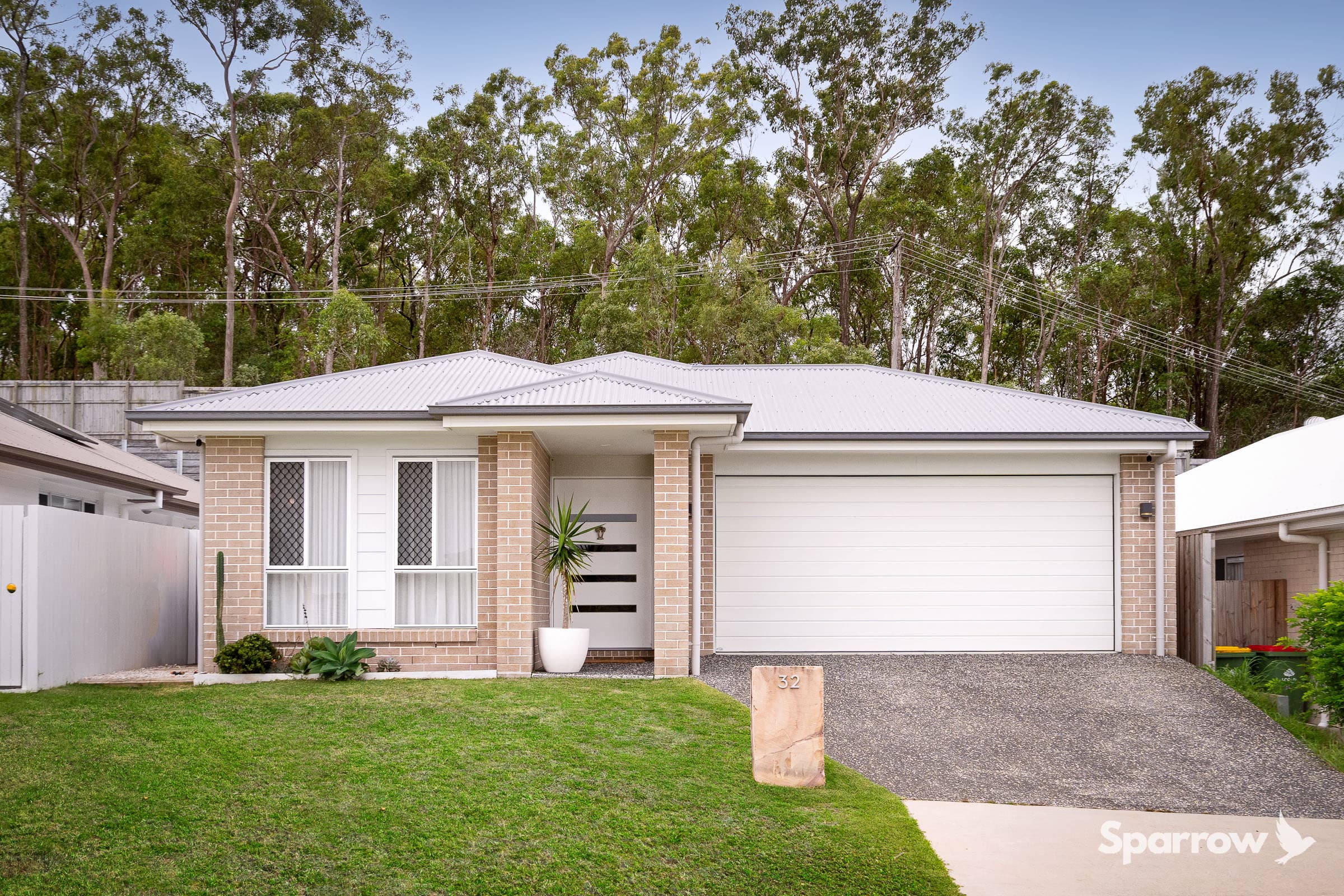32 Lapwing Drive, Bahrs Scrub - Image 1