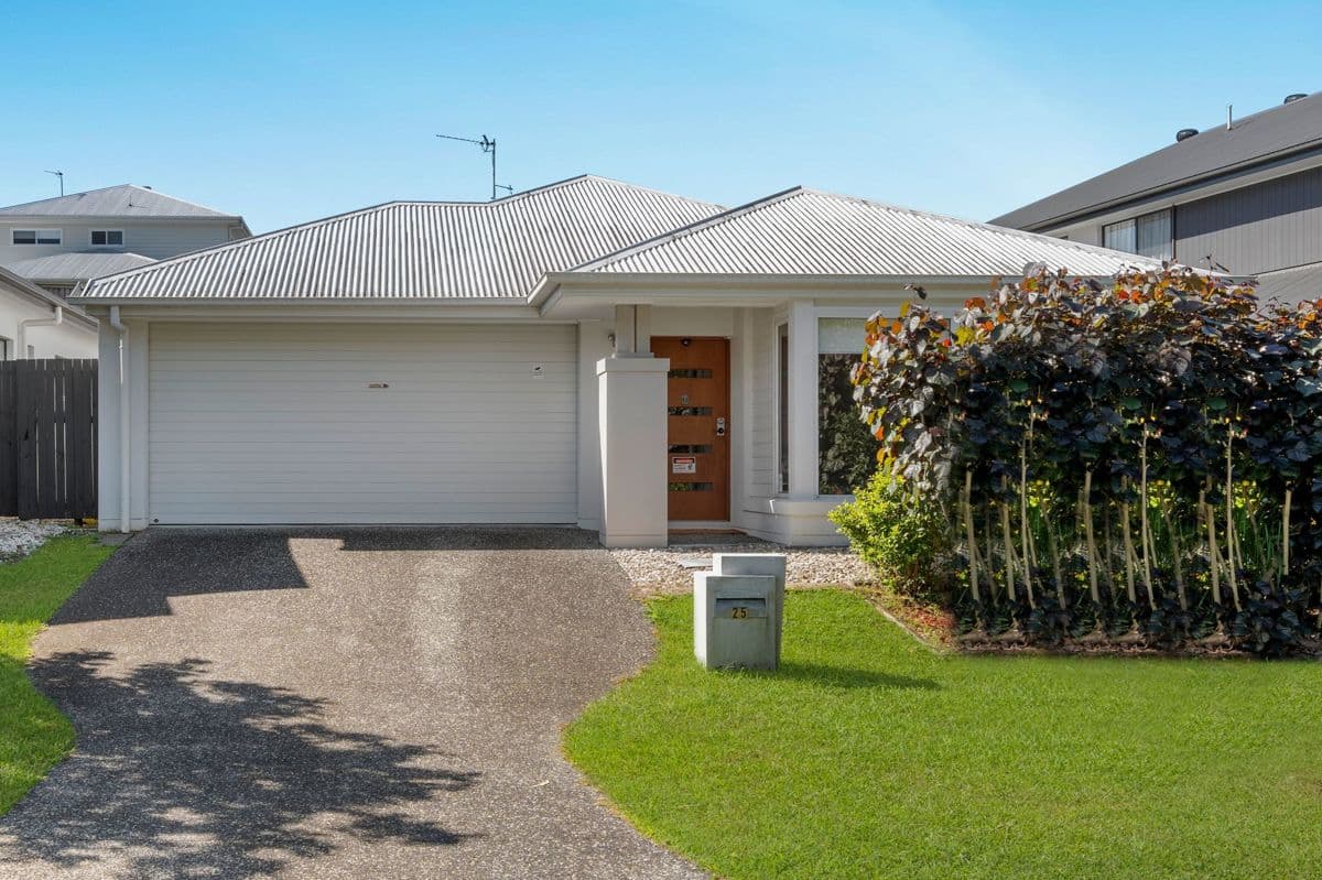25 Coorong Street, Coomera - Image 1