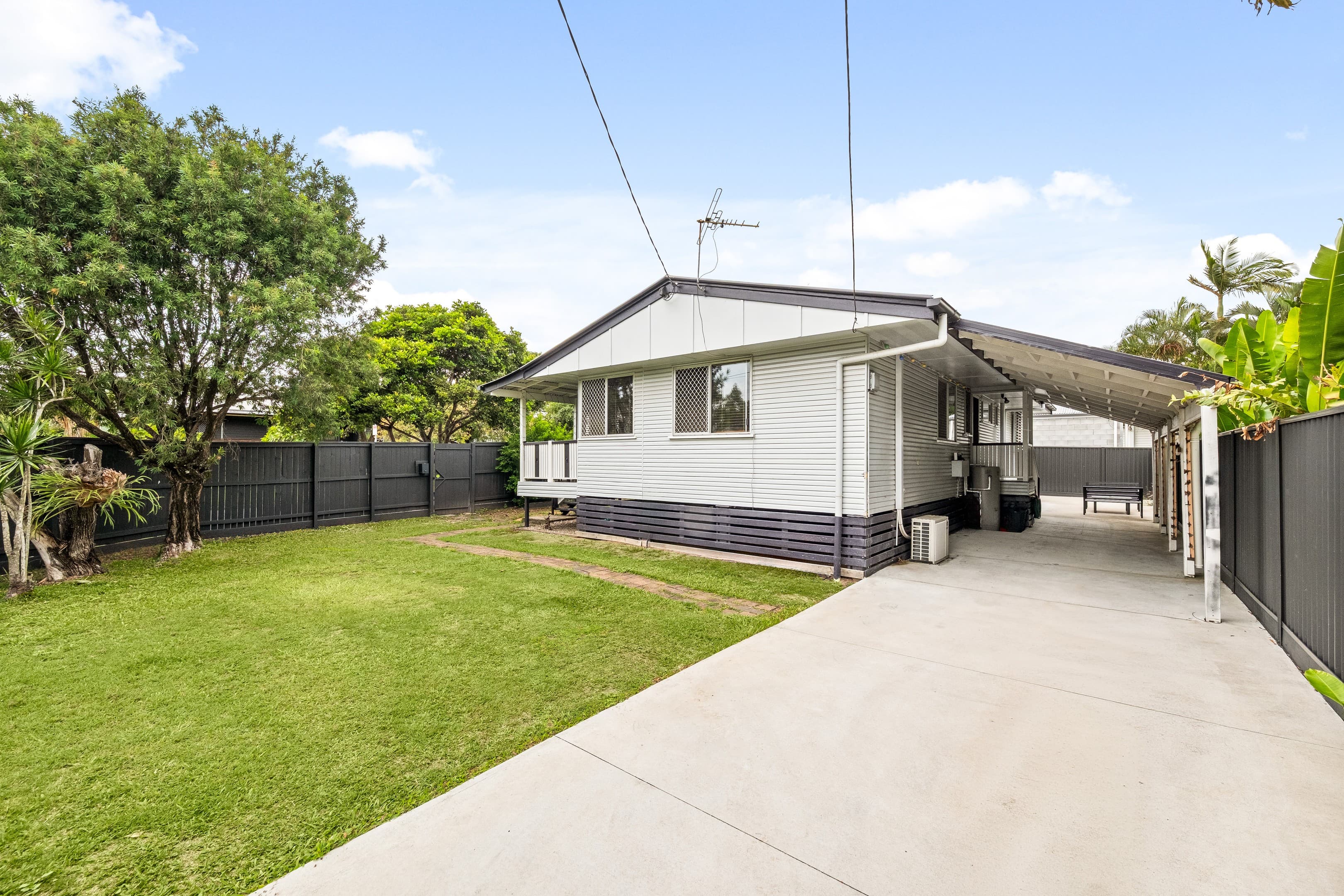 70 Stadcor Street, Wavell Heights - Image 1