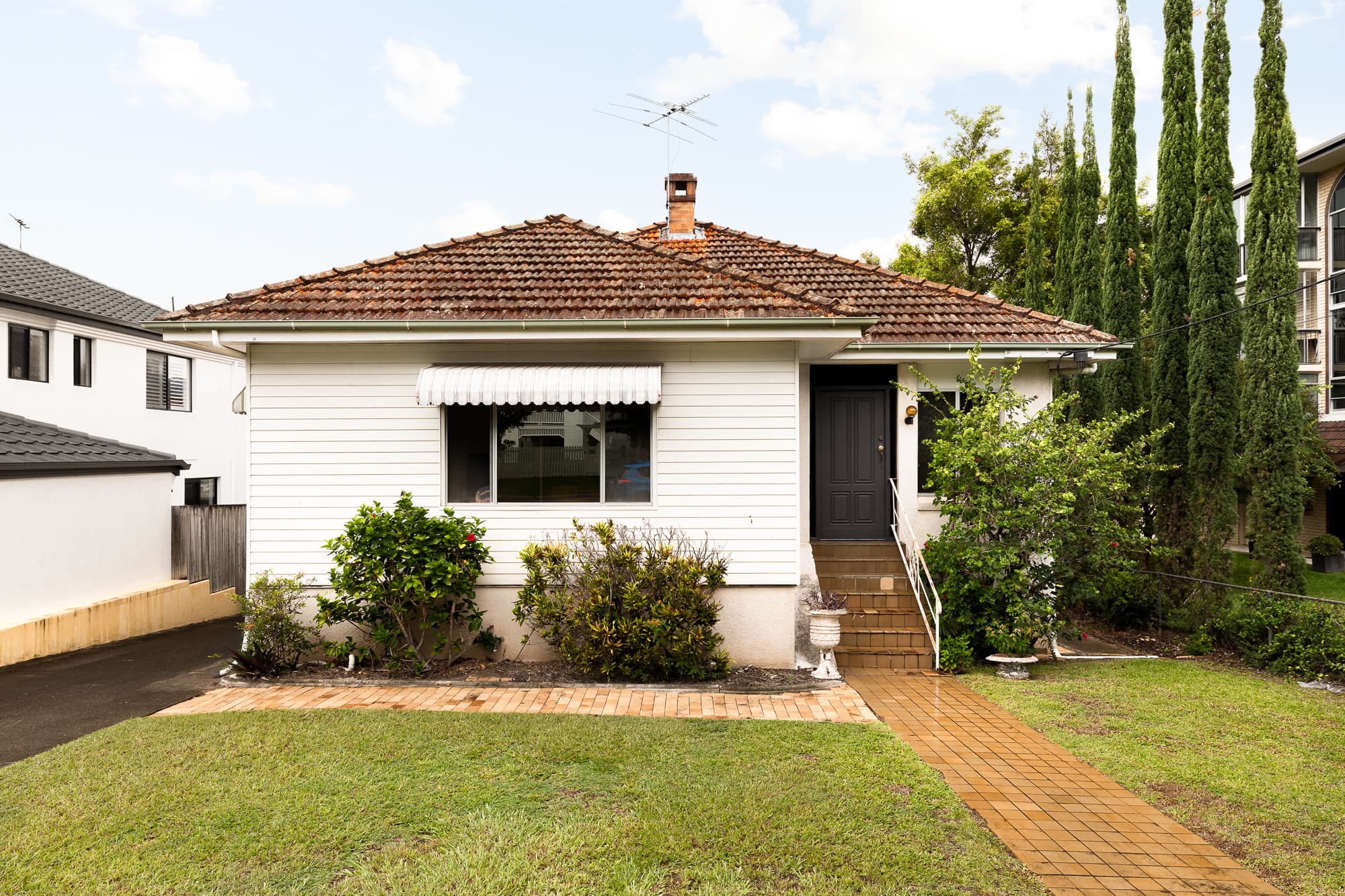 35 Charlton Street, Ascot - Image 1