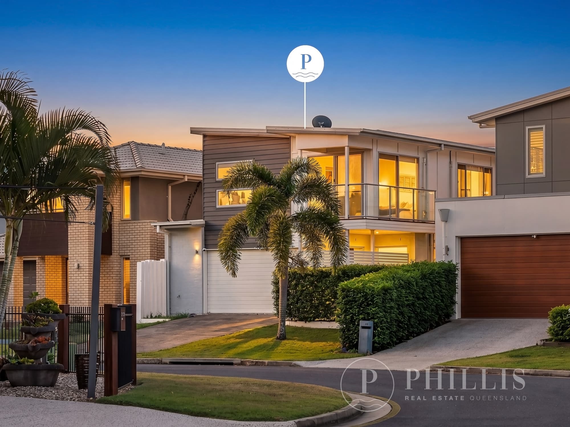 25 Harbour Rise, Hope Island, Hope Island — photo 1 of 5