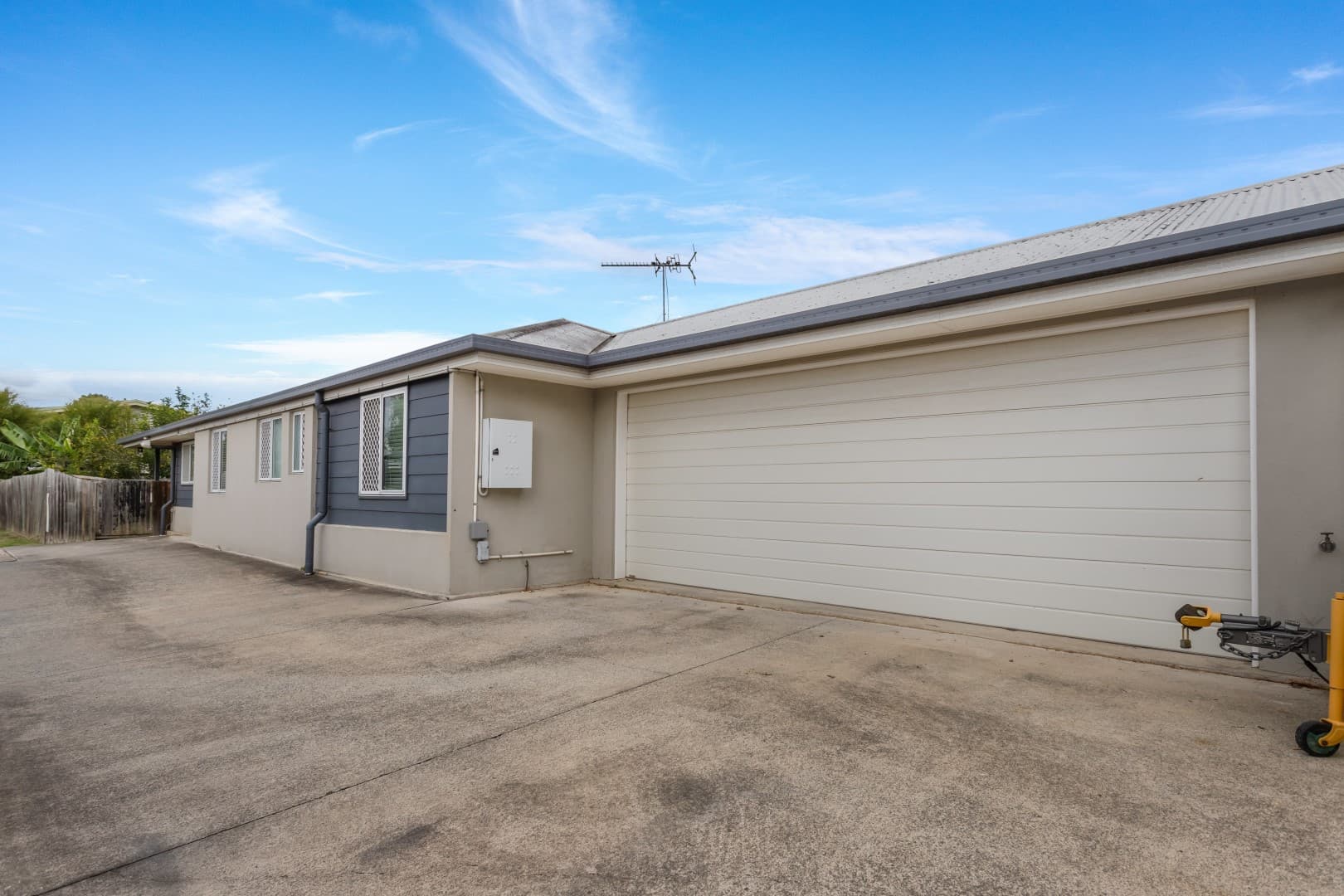 23 Chubb Street, One Mile - Image 1