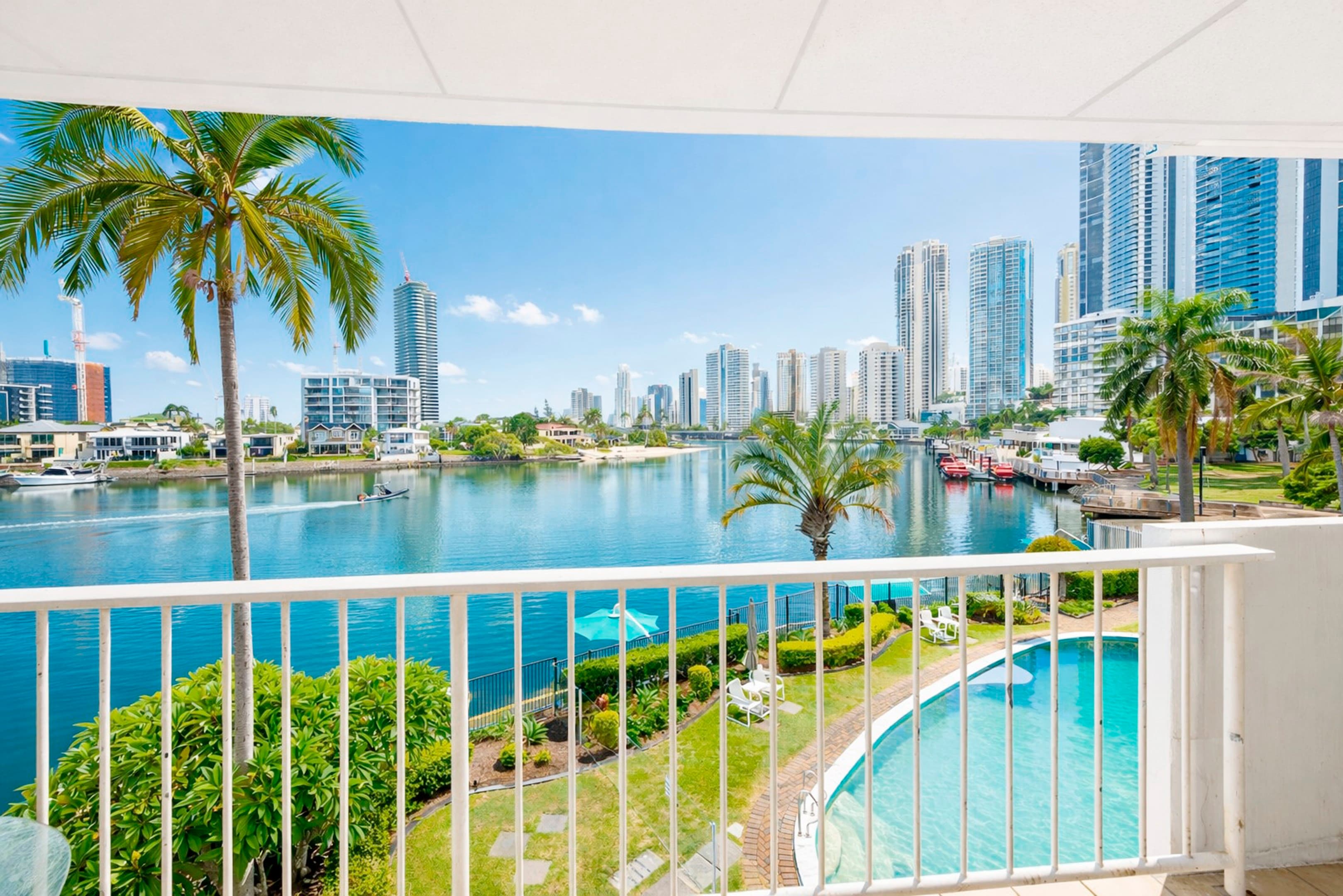 22/30 Watson Esplanade, Surfers Paradise, Surfers Paradise — photo 1 of 5