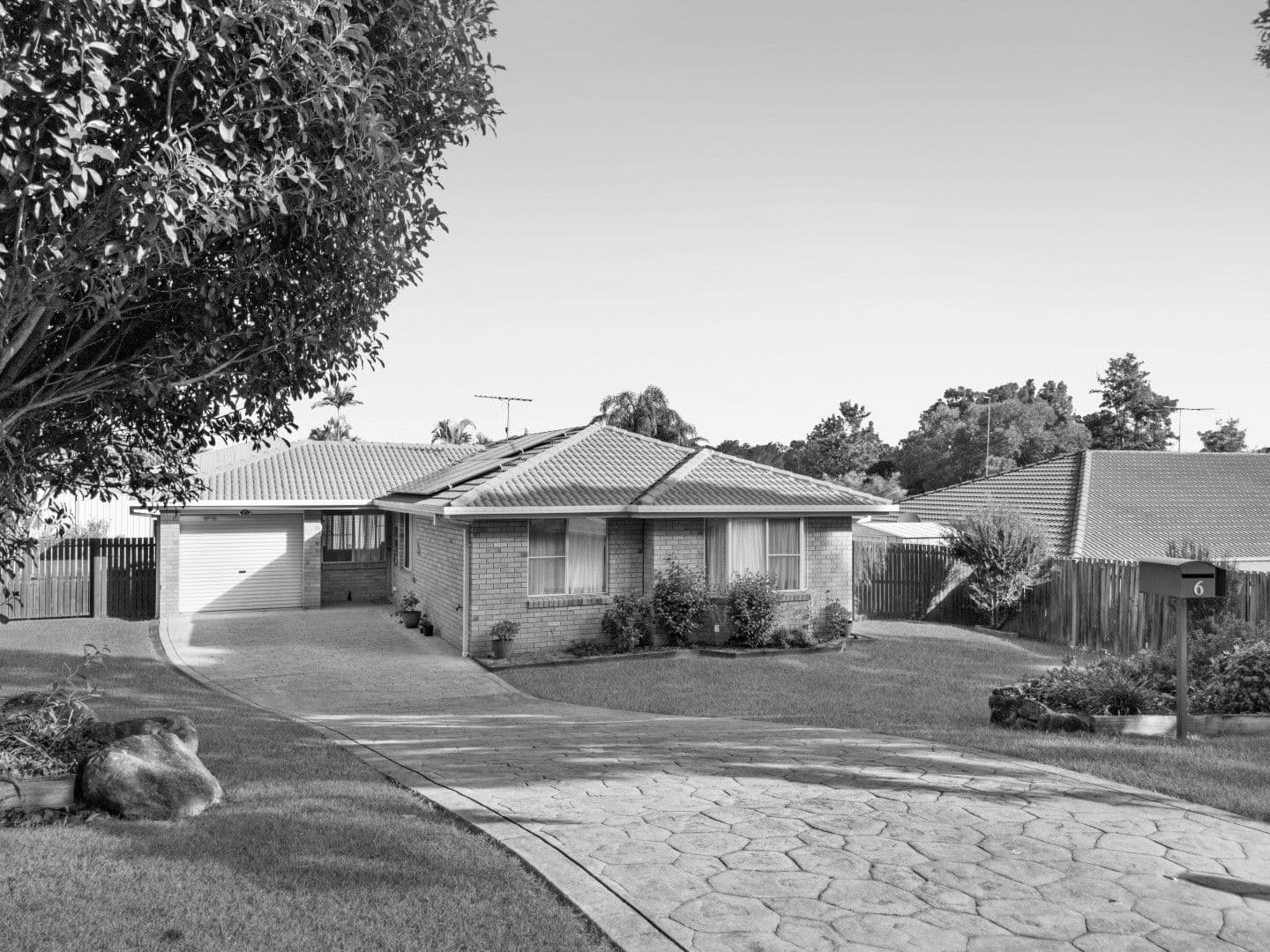 6 Pearse Drive, Brassall, Brassall — photo 1 of 6