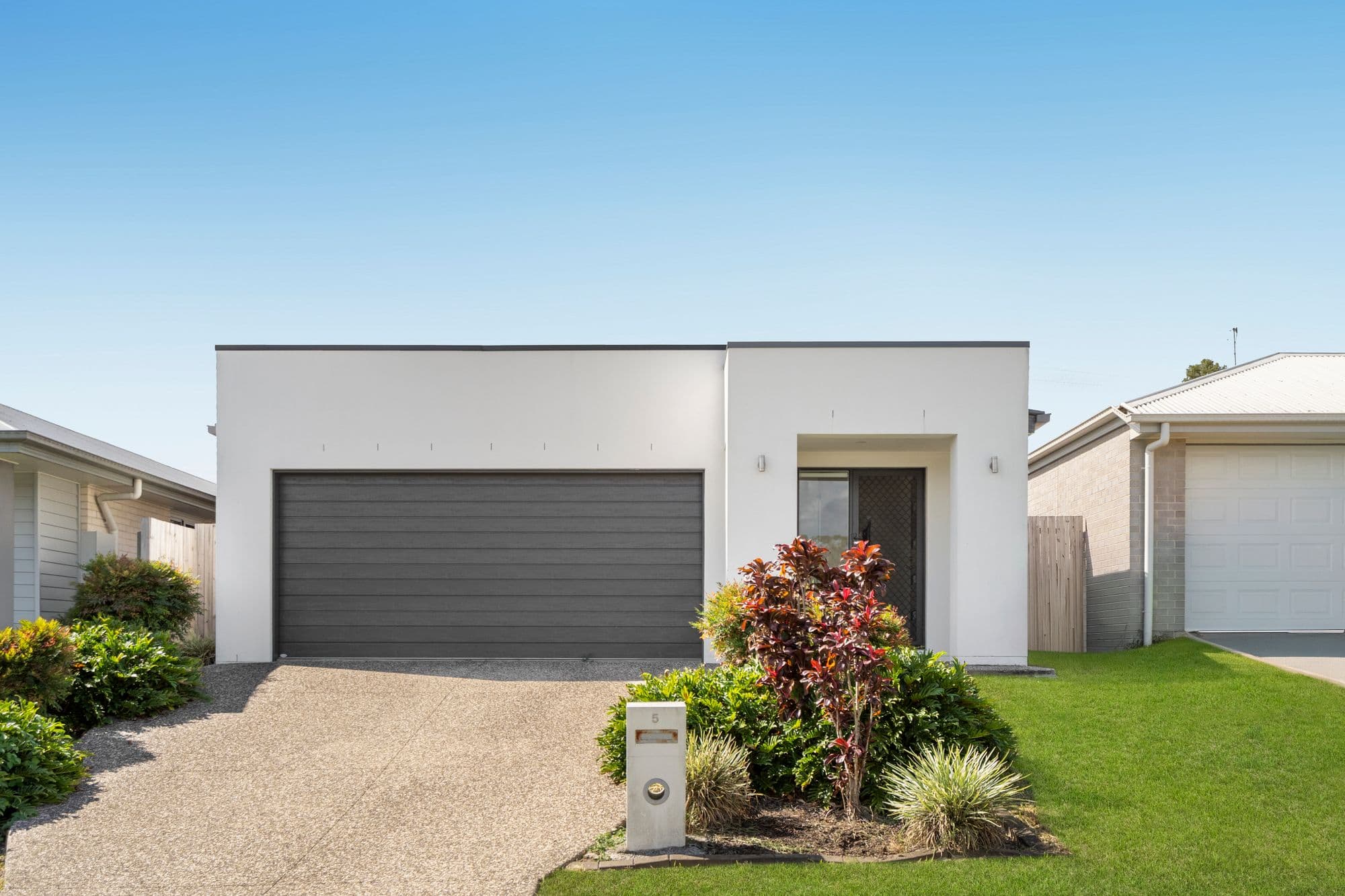 5 Priestly Place, Redbank - Image 1