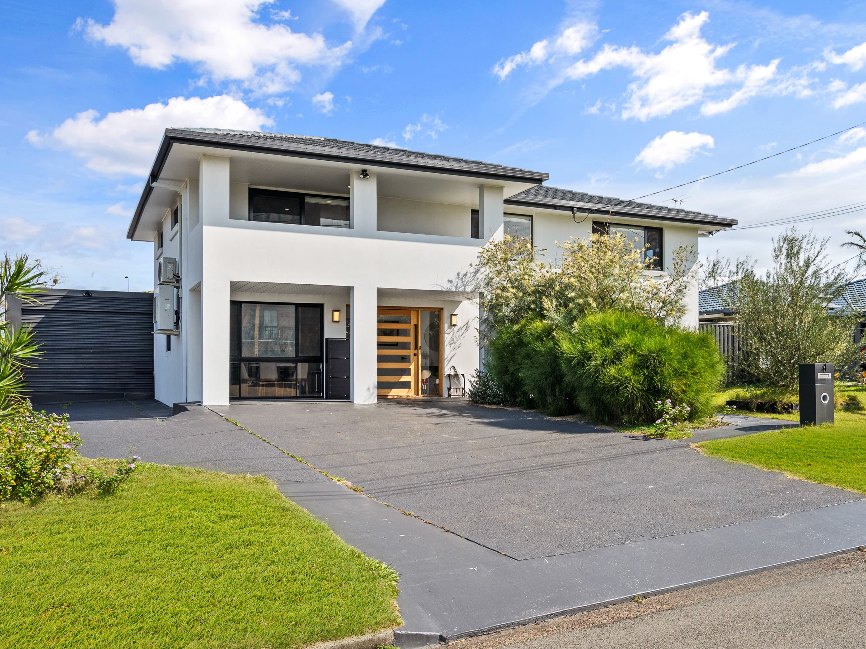4 Linda Street, Birkdale - Image 1
