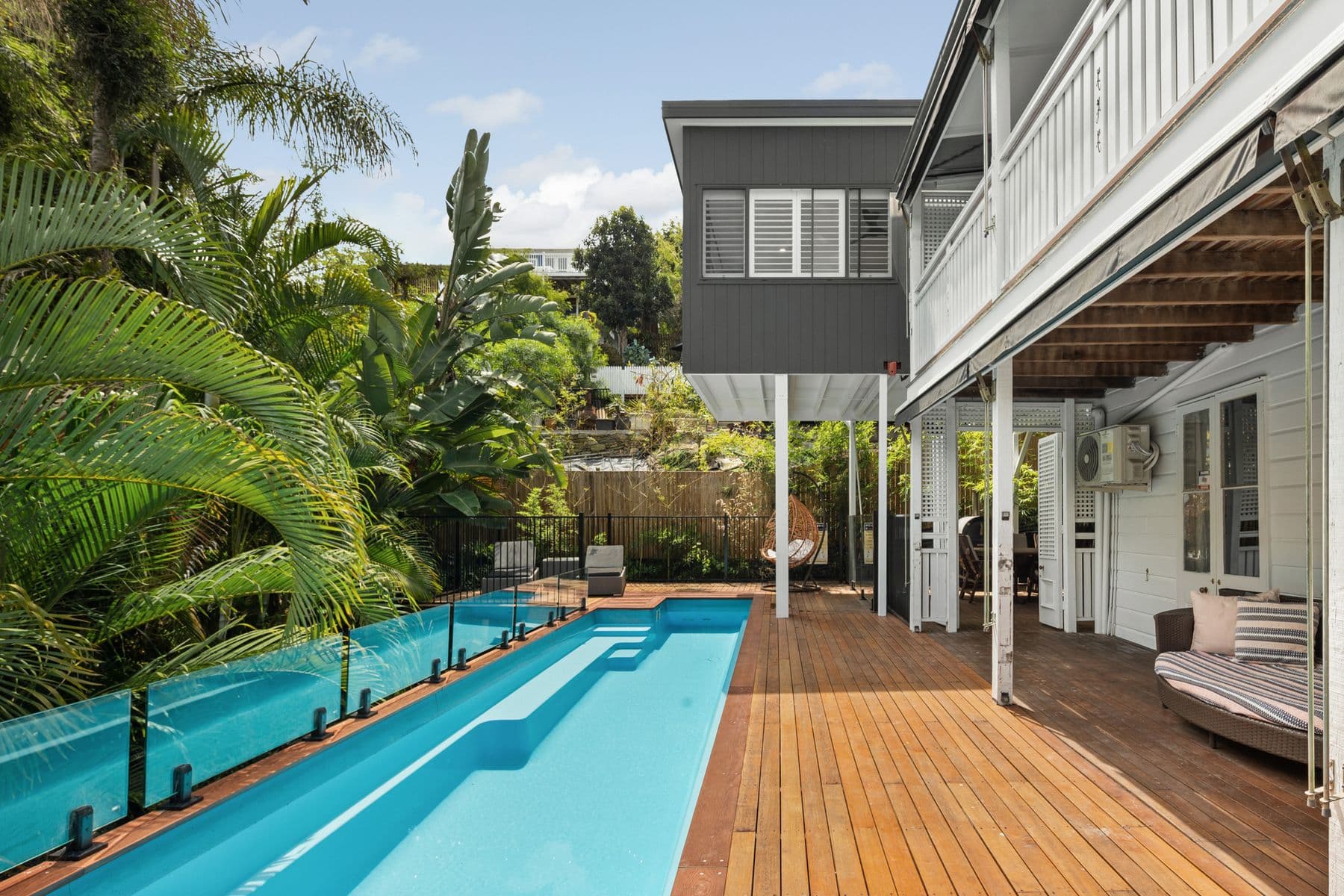 15 Stoneleigh St, Red Hill