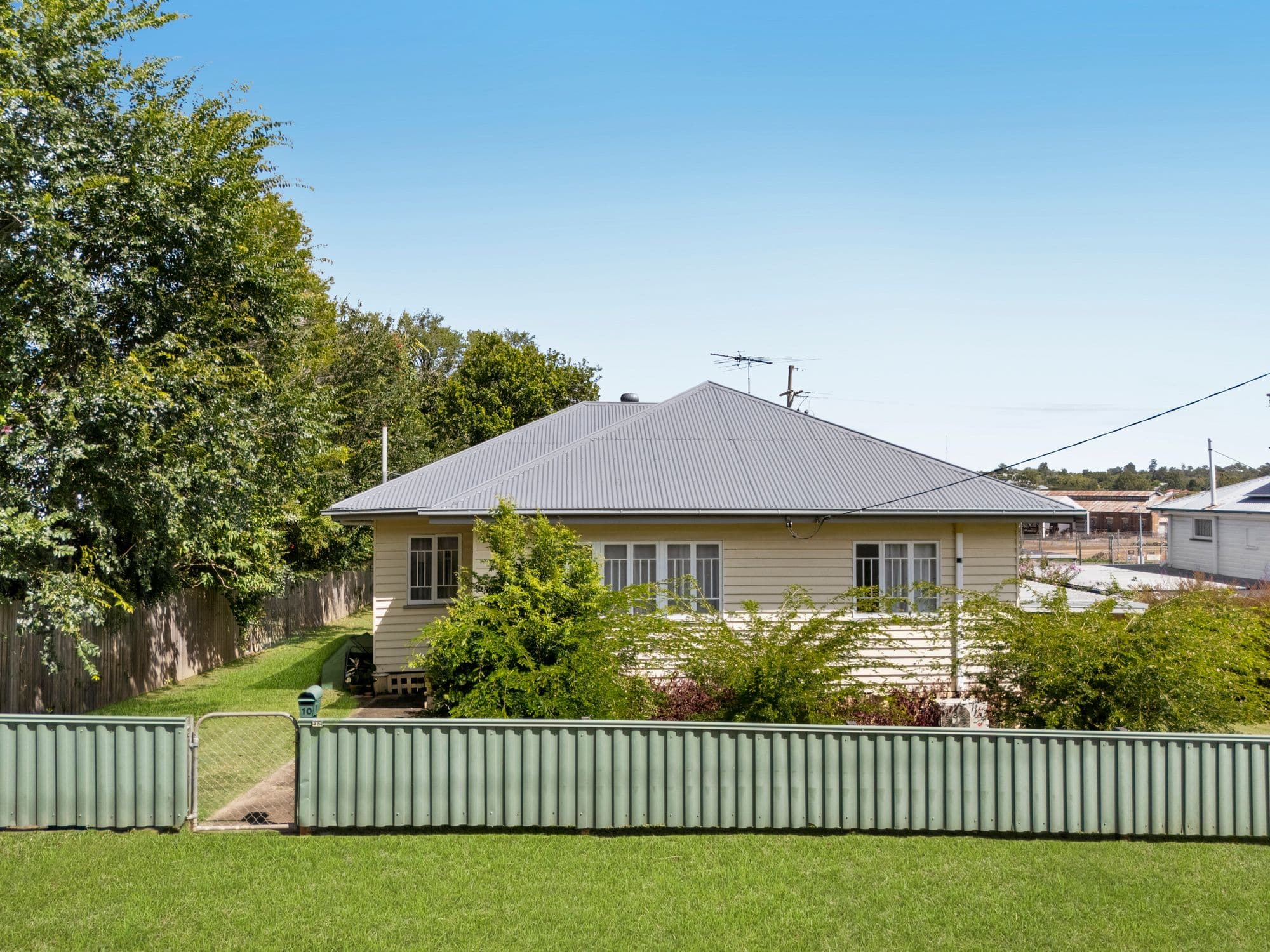 10 Mclean Street, North Ipswich - Image 1