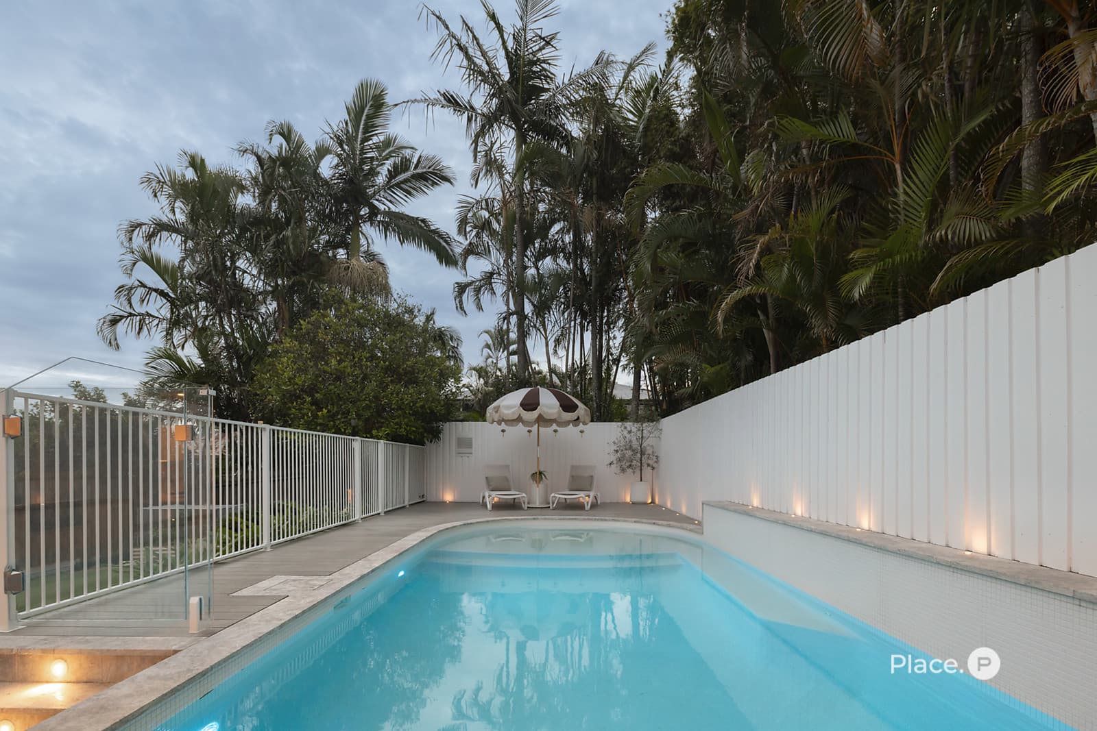 11 Brinawa Street, Camp Hill - Image 1