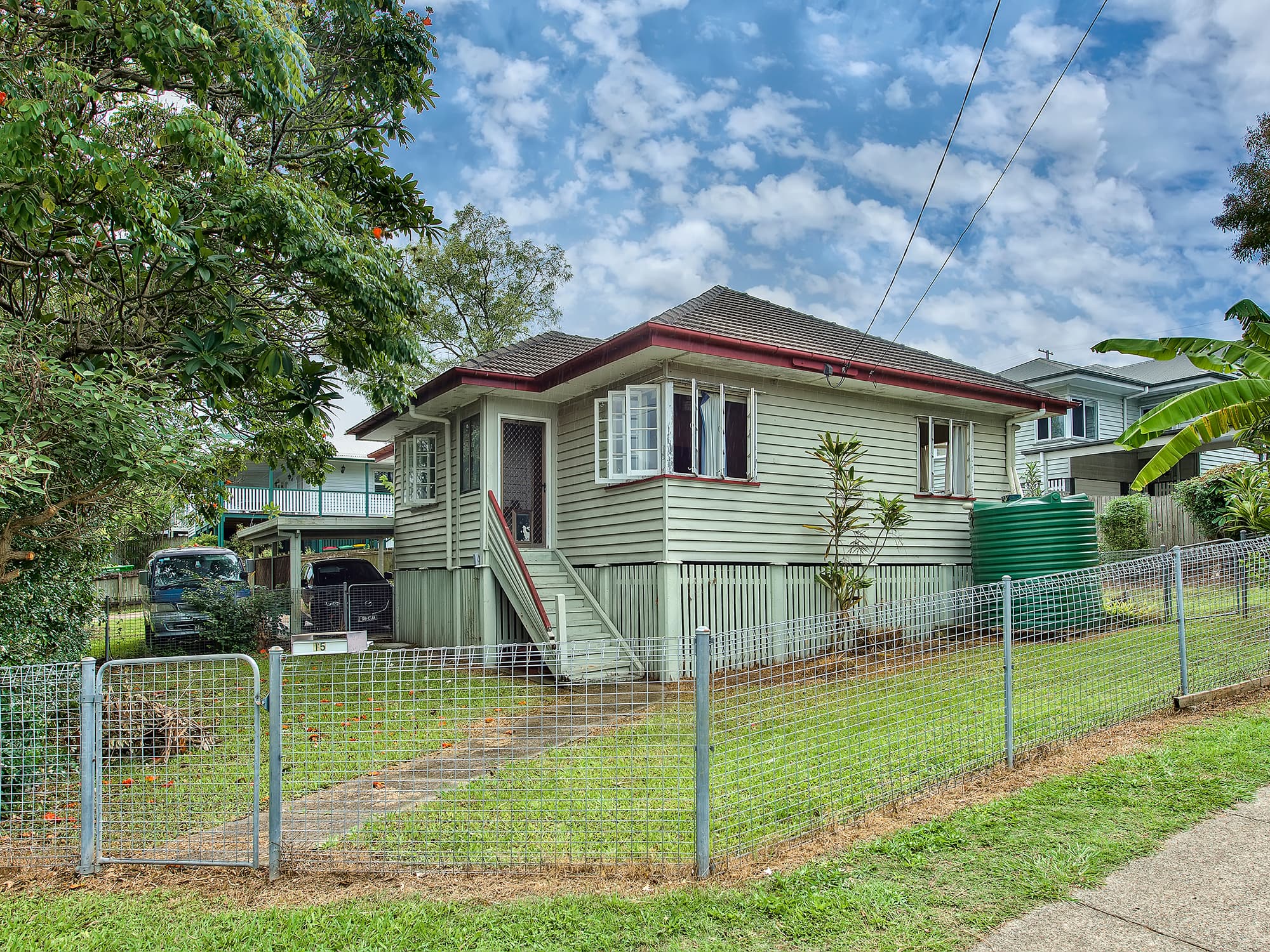 15 Salkeld Street, Tarragindi - Image 1