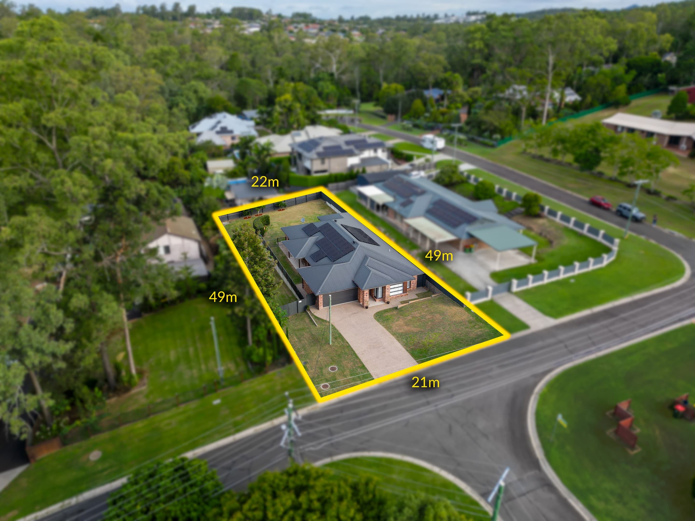6 Hilton Drive, Camira - Image 1