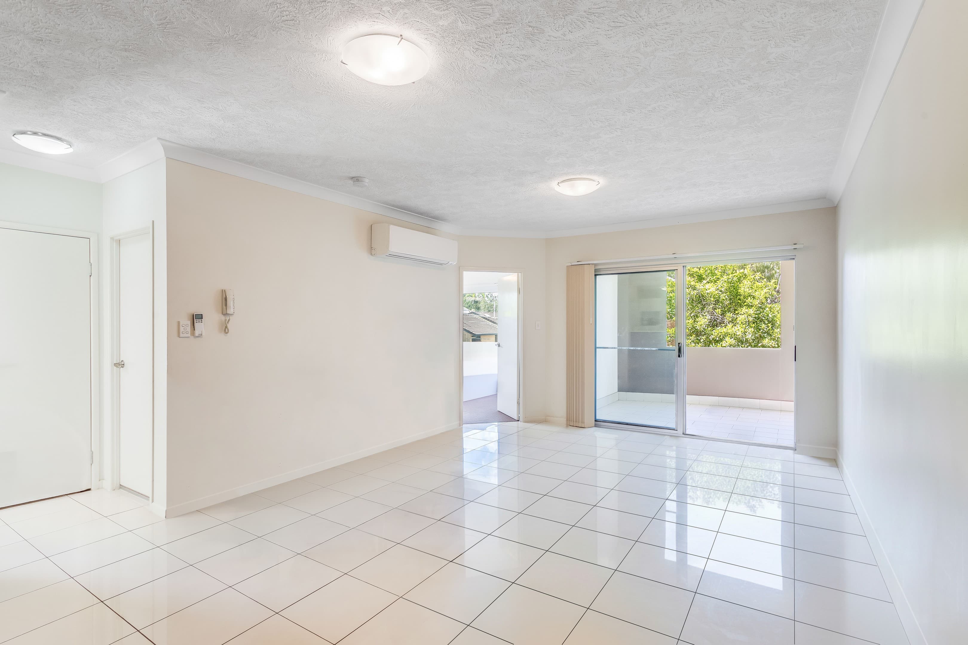 5/159 Clarence Road, Indooroopilly - Image 1