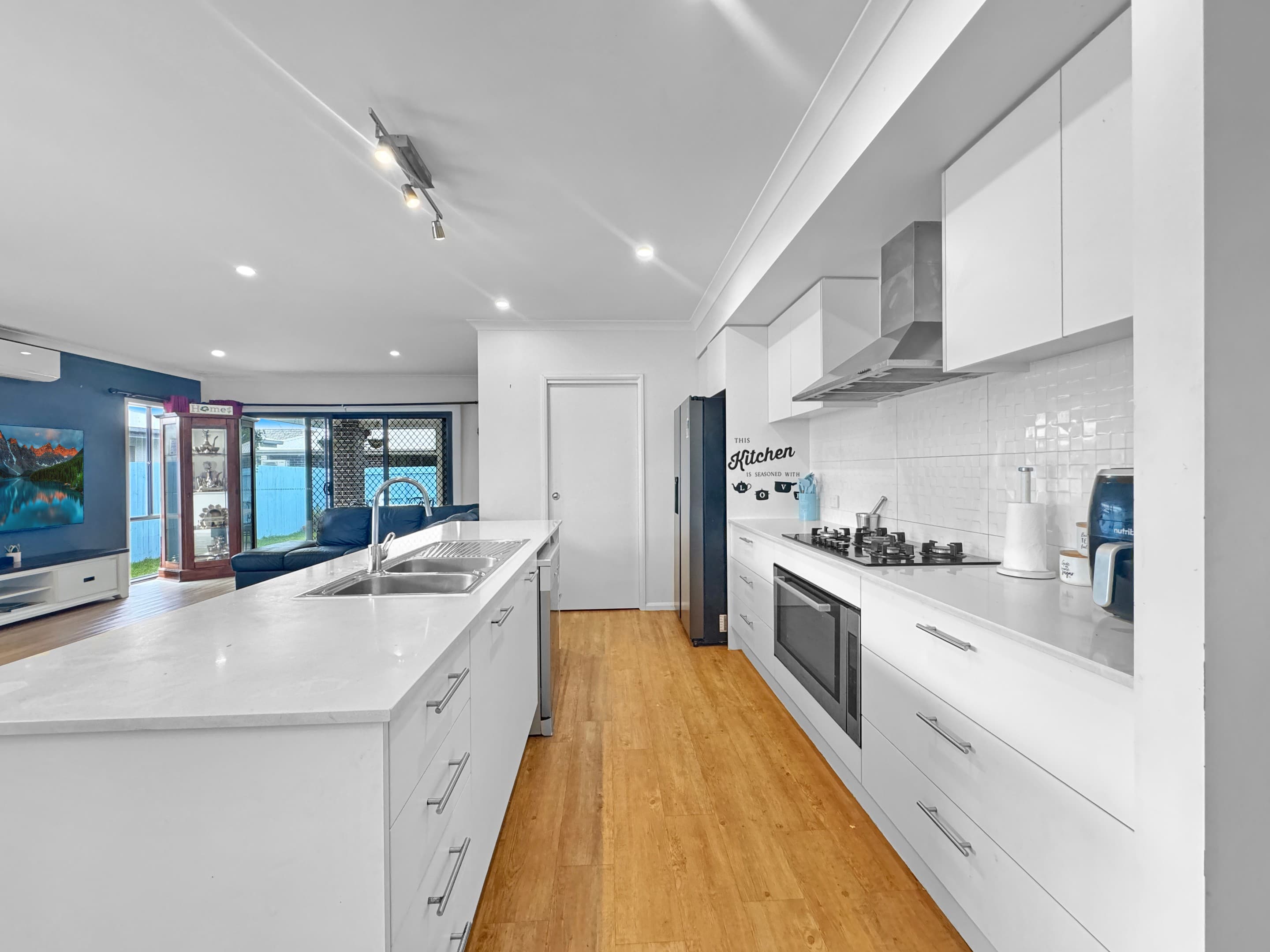 63 Adelaide Circuit, Baringa - Image 1