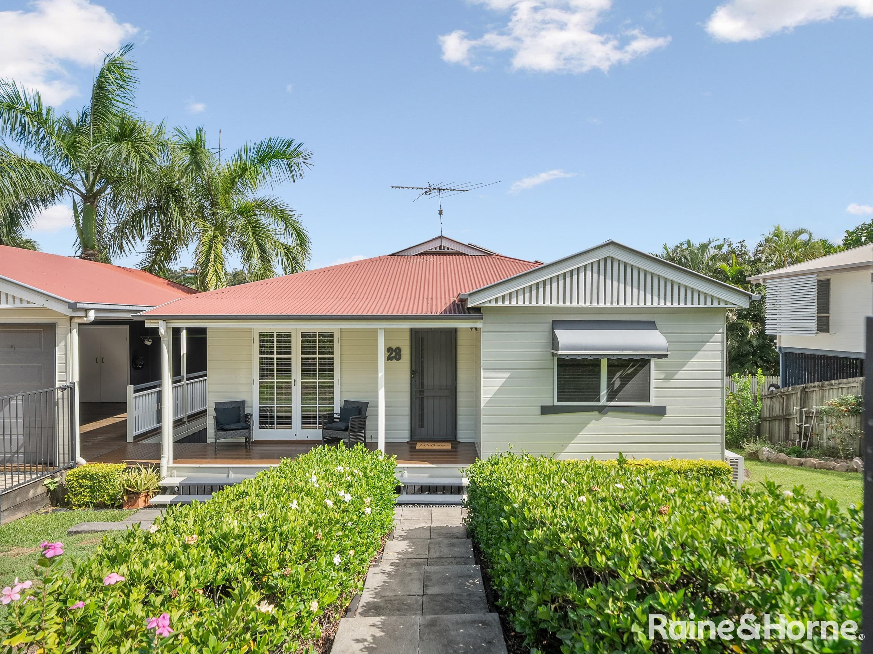 28 Pascali Crescent, Eatons Hill - Image 1