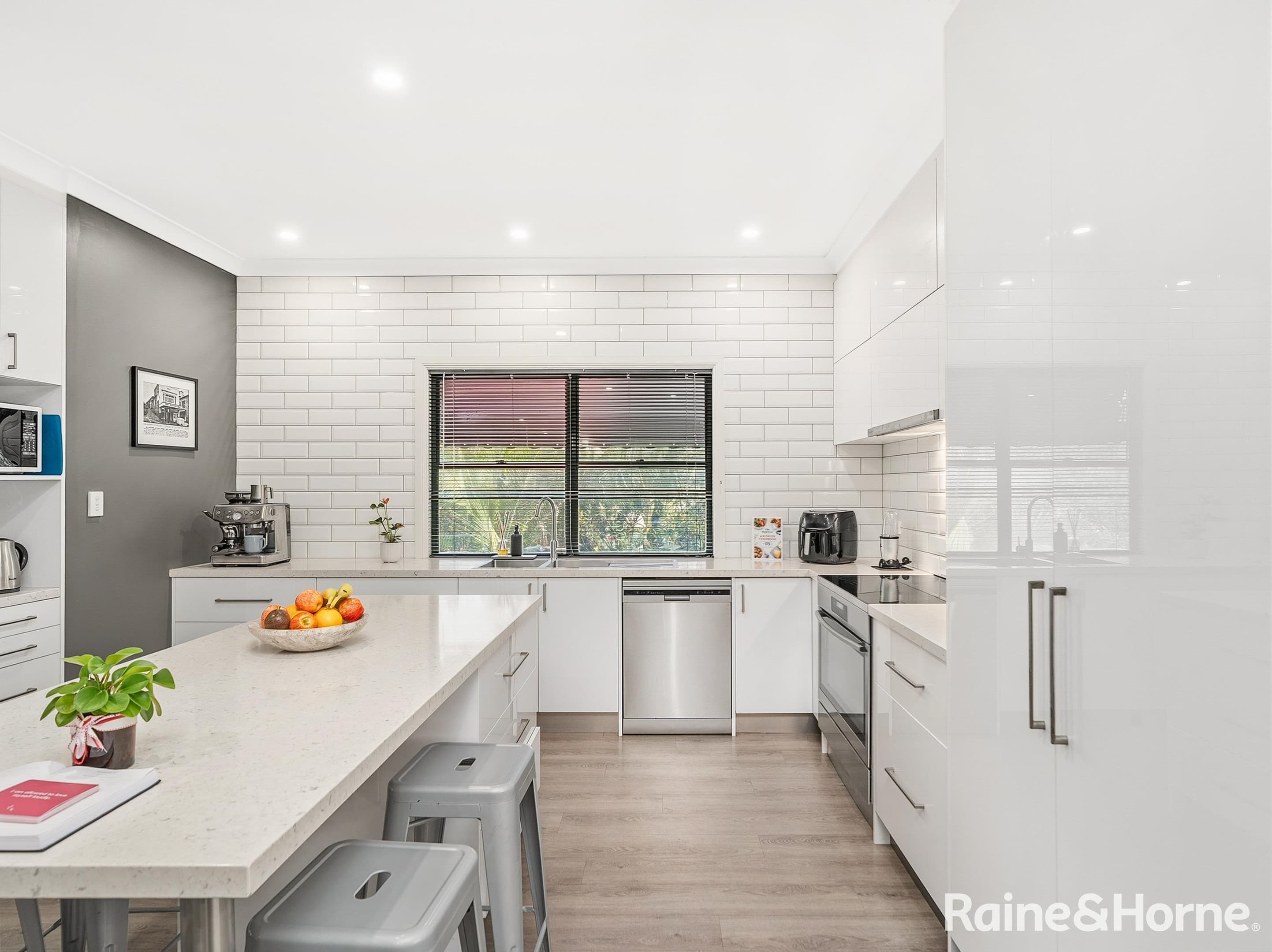 28 Pascali Crescent, Eatons Hill