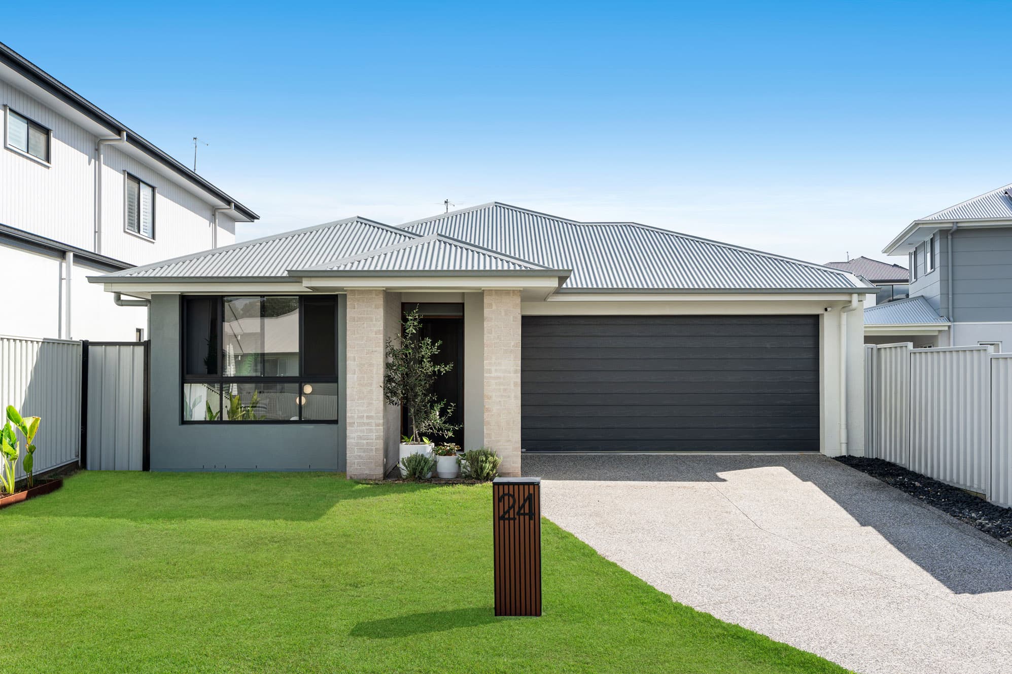 24 Sunrise Place, Hemmant - Image 1